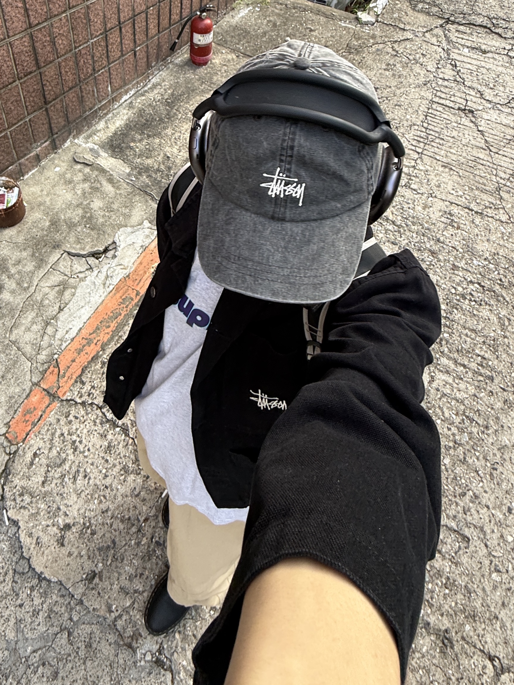 Dr. Martens 1461 Ambassador Black, Supreme Pinline T-Shirt Ash Grey - 24SS 착용 스타일 - 8