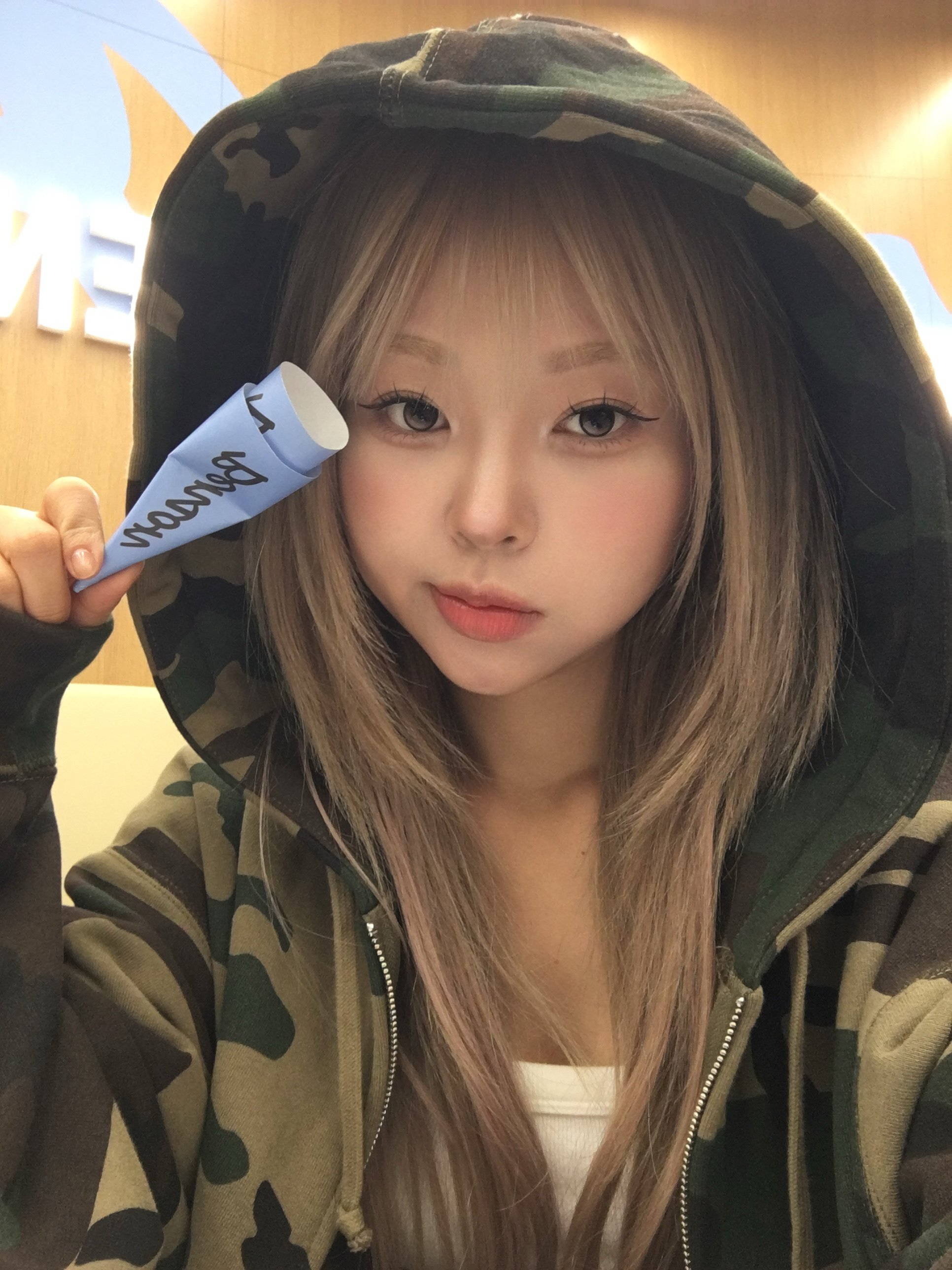 Supreme Big Logo Zip Up Hooded Sweatshirt Woodland Camo - 25SS 착용 스타일 - 4