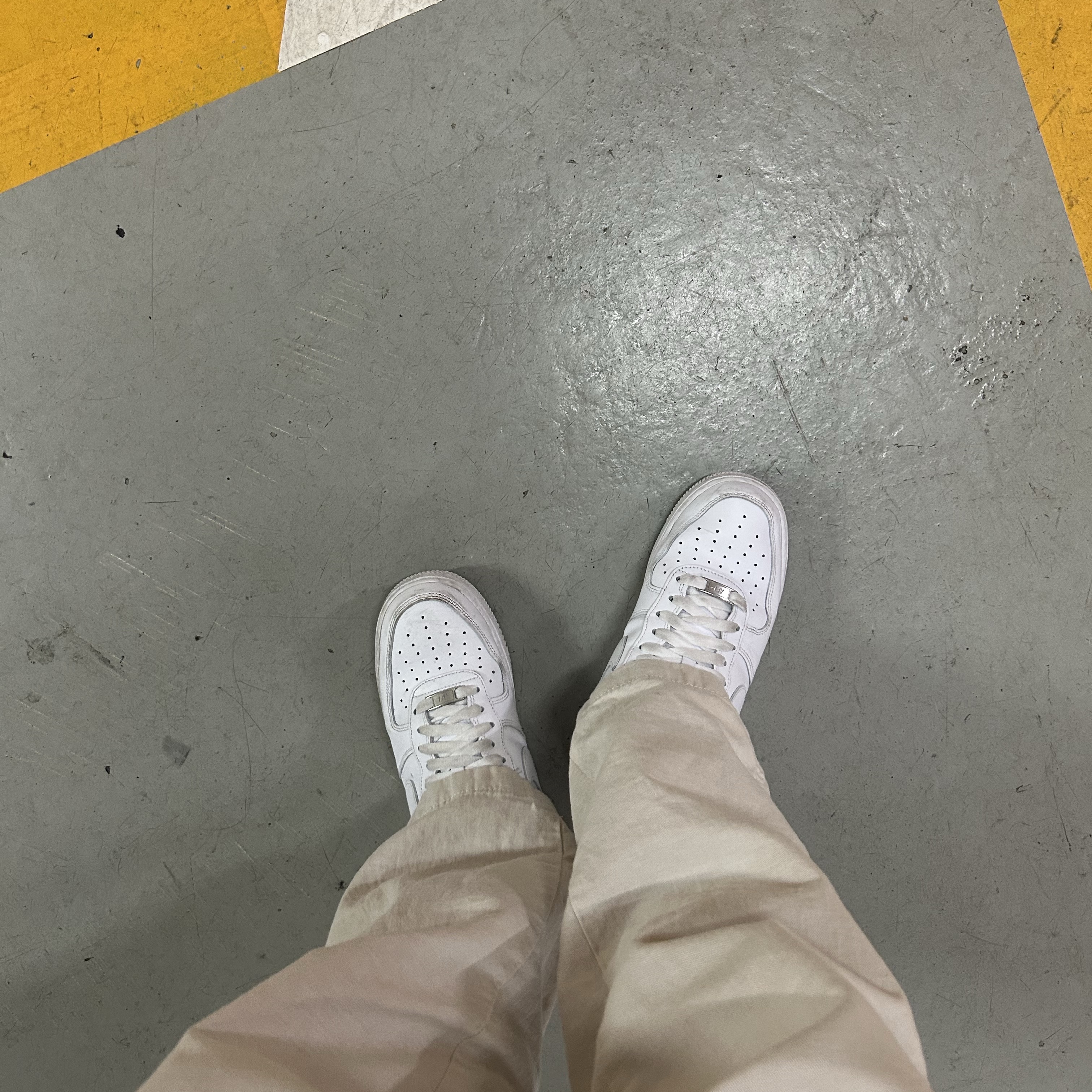Nike Air Force 1 '07 Low White 착용 스타일