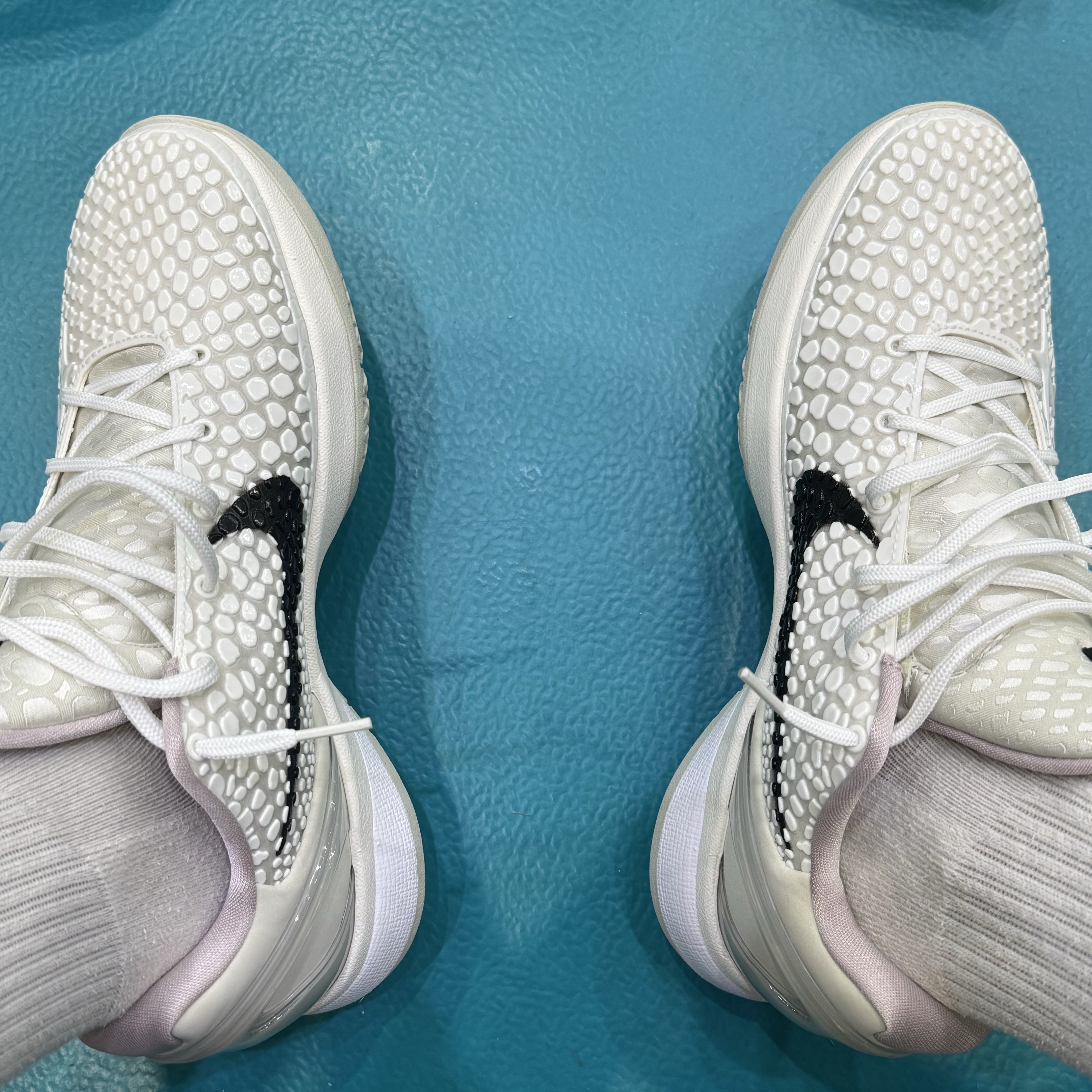 Nike Kobe 6 Protro Sail 착용 스타일