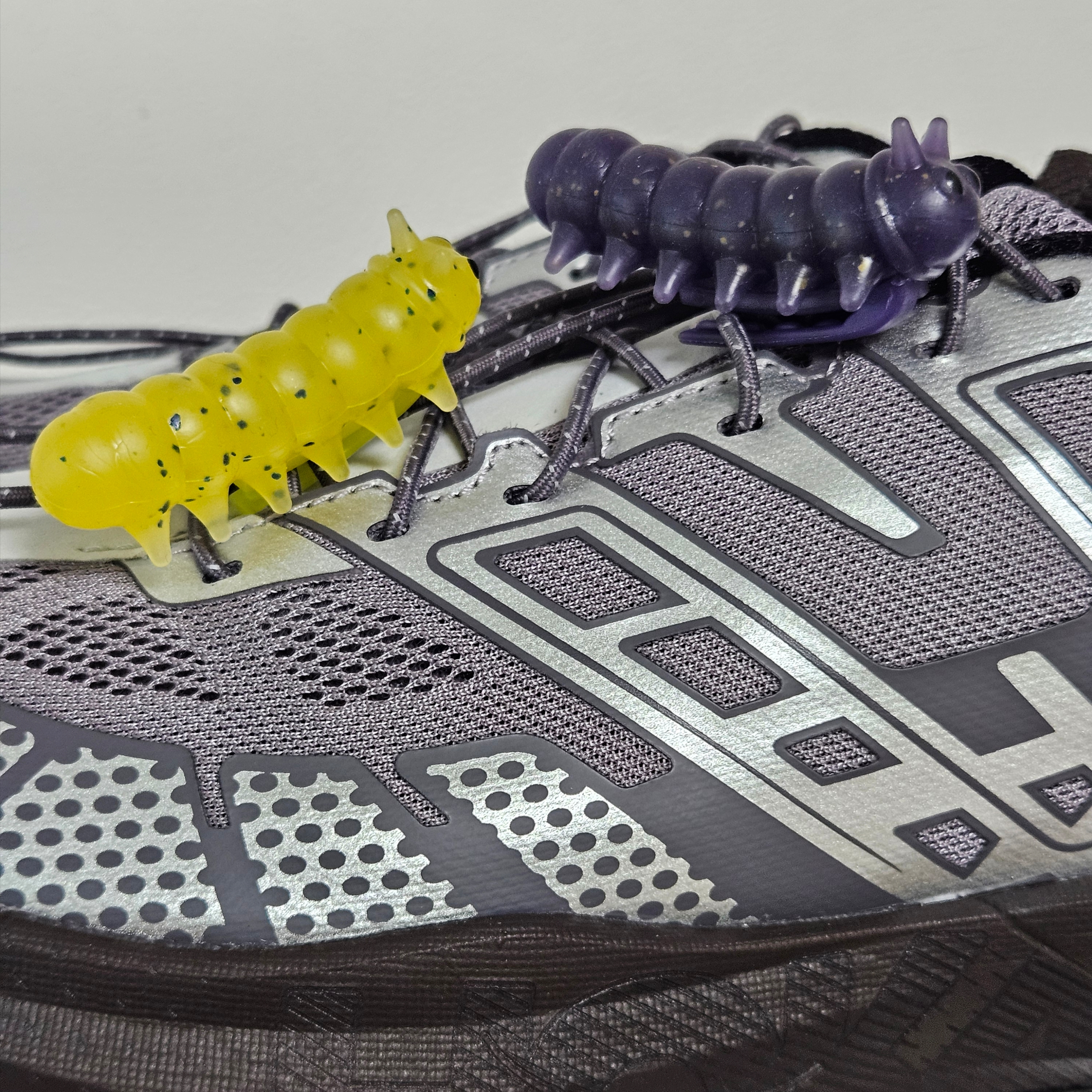 Hoka x Unna Speedgoat 2 Astral Galaxy 착용 스타일 - 2