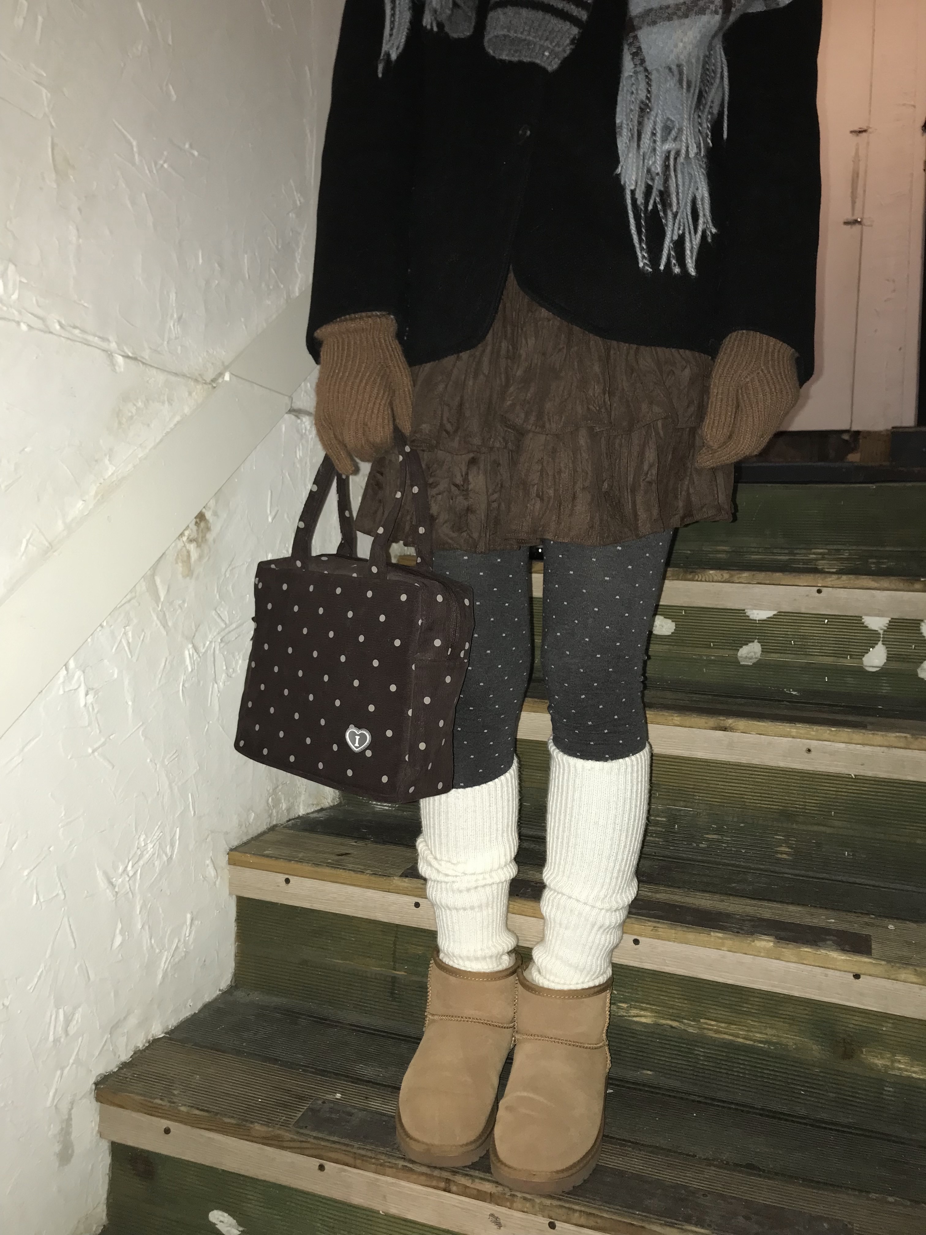 Isummerly Milk Bag Brown 착용 스타일 - 2