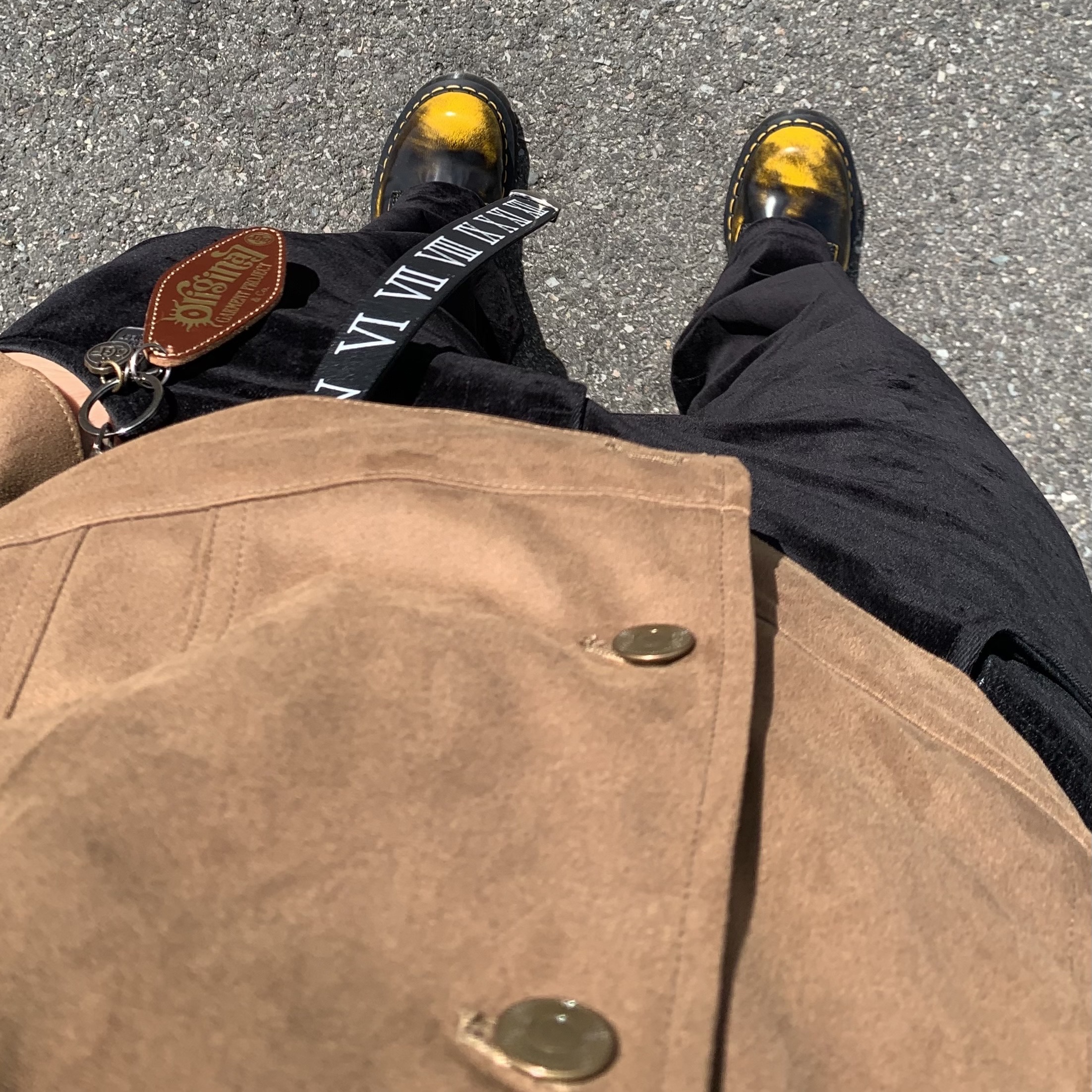 Dr. Martens 1460 Rub Off Multi 착용 스타일 - 3