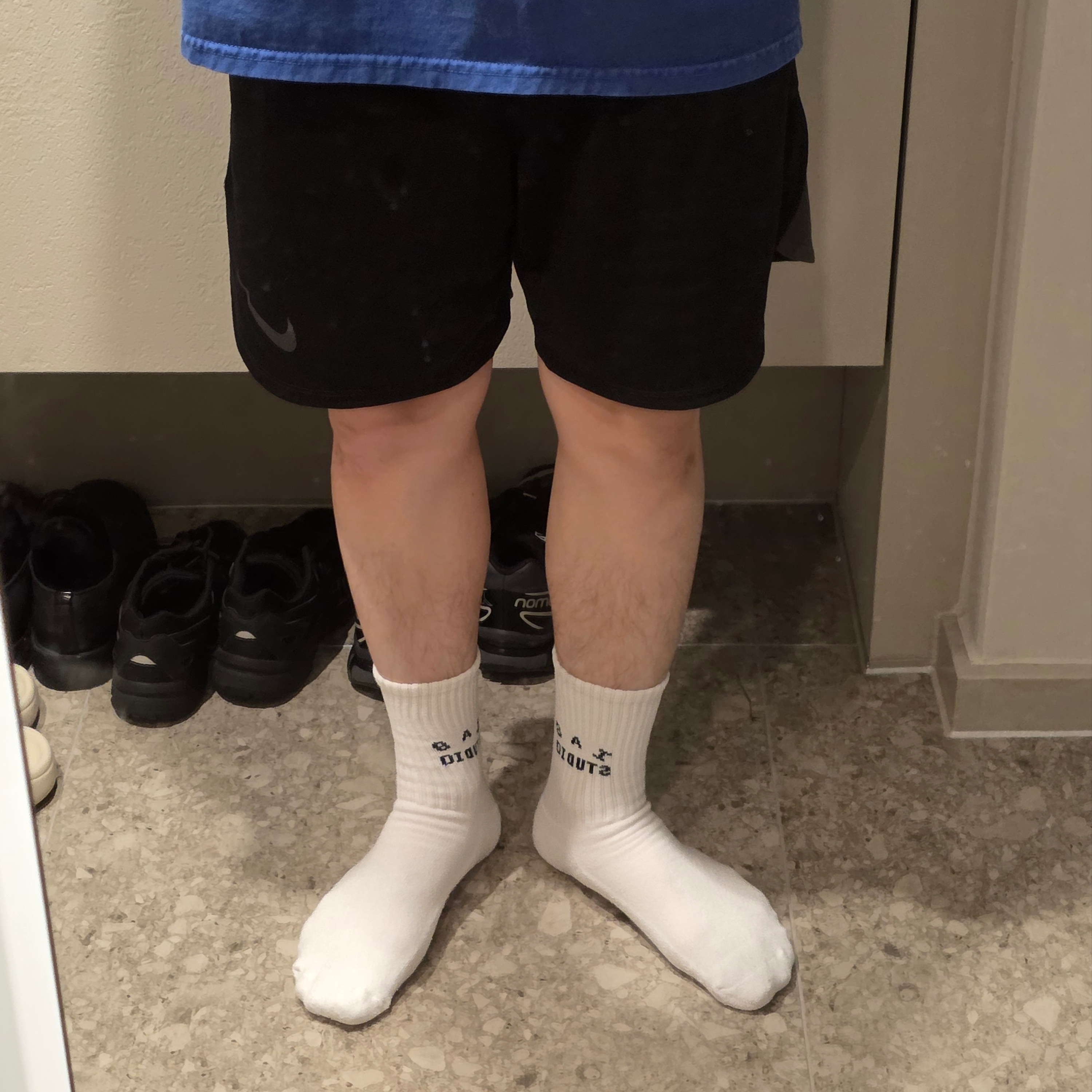 IAB Studio Socks White (5 Pack) 착용 스타일