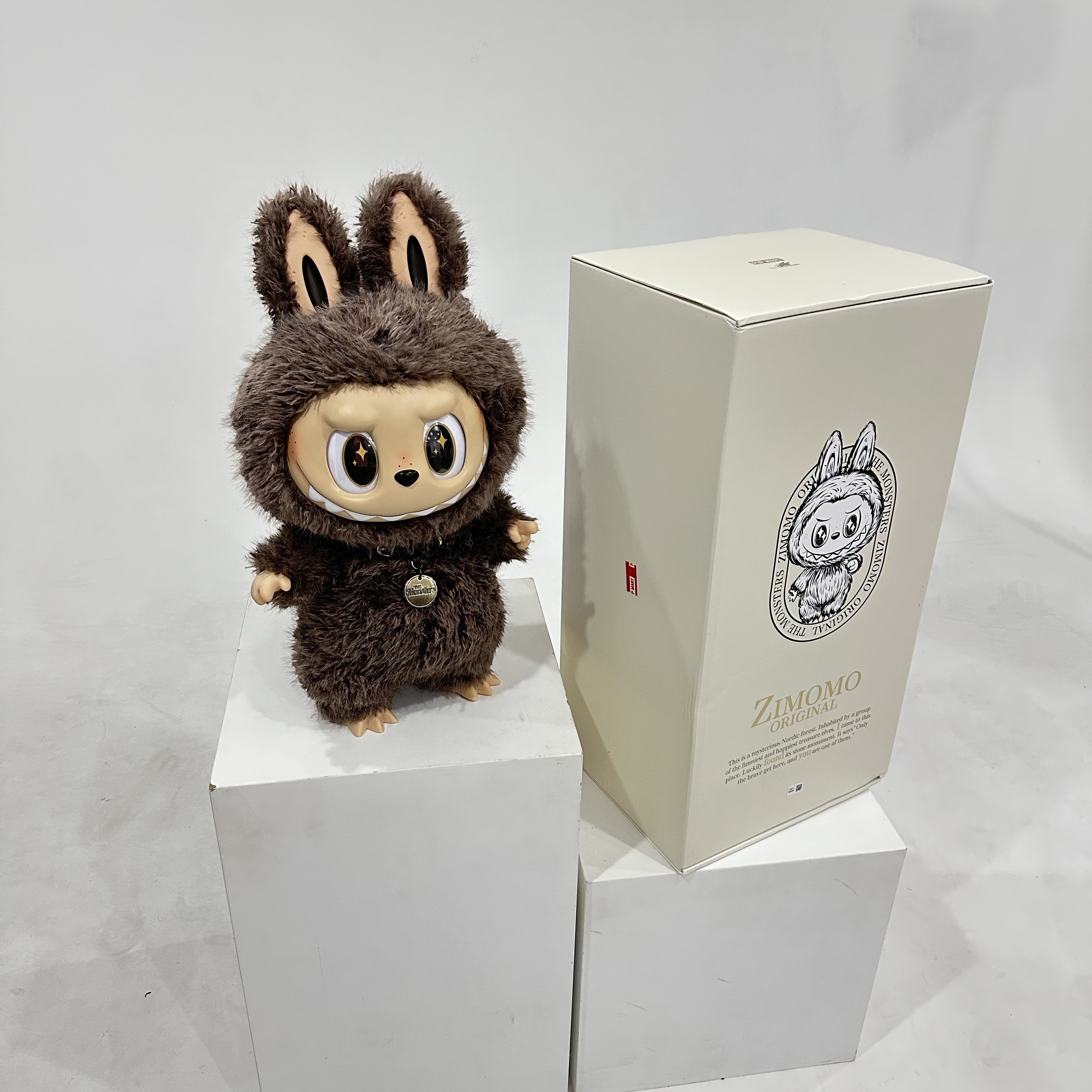 Pop Mart The Monsters I Found You Vinyl Face Doll 착용 스타일