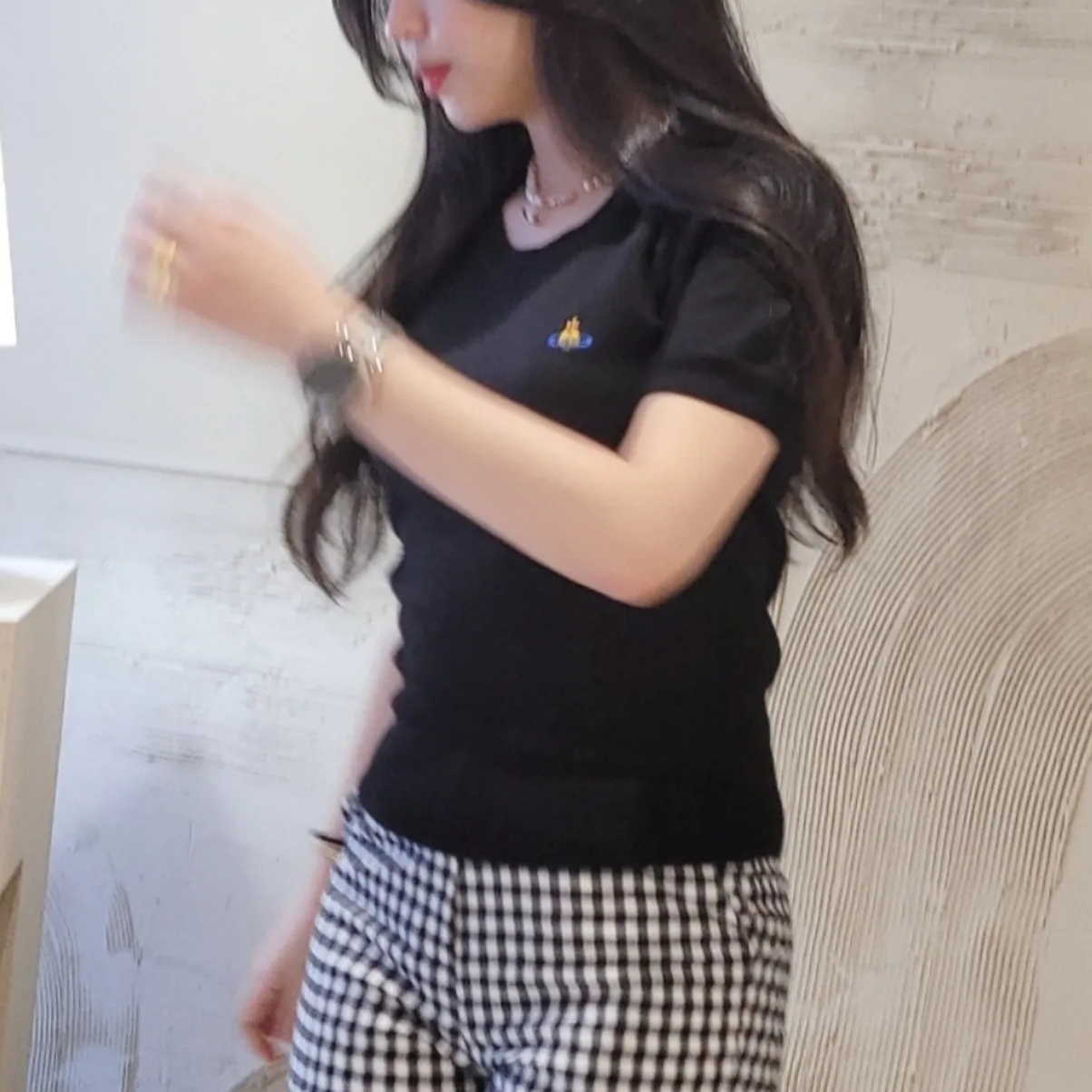 (W) Vivienne Westwood Bea Top Black, (W) Vivienne Westwood Bea Top Black - 22SS 착용 스타일 - 1