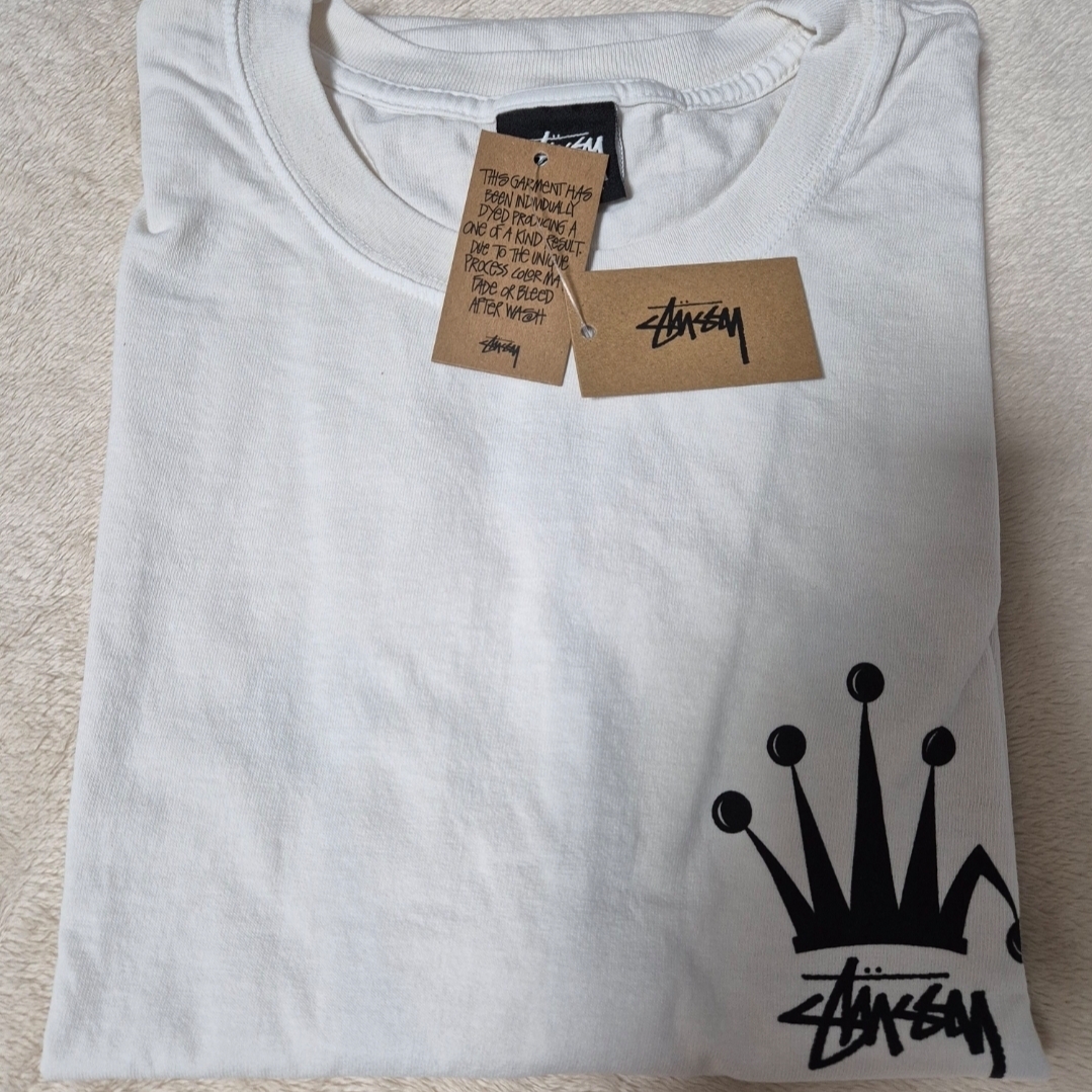 Stussy Regal Crown Pigment Dyed T-Shirt Natural 착용 스타일 - 1