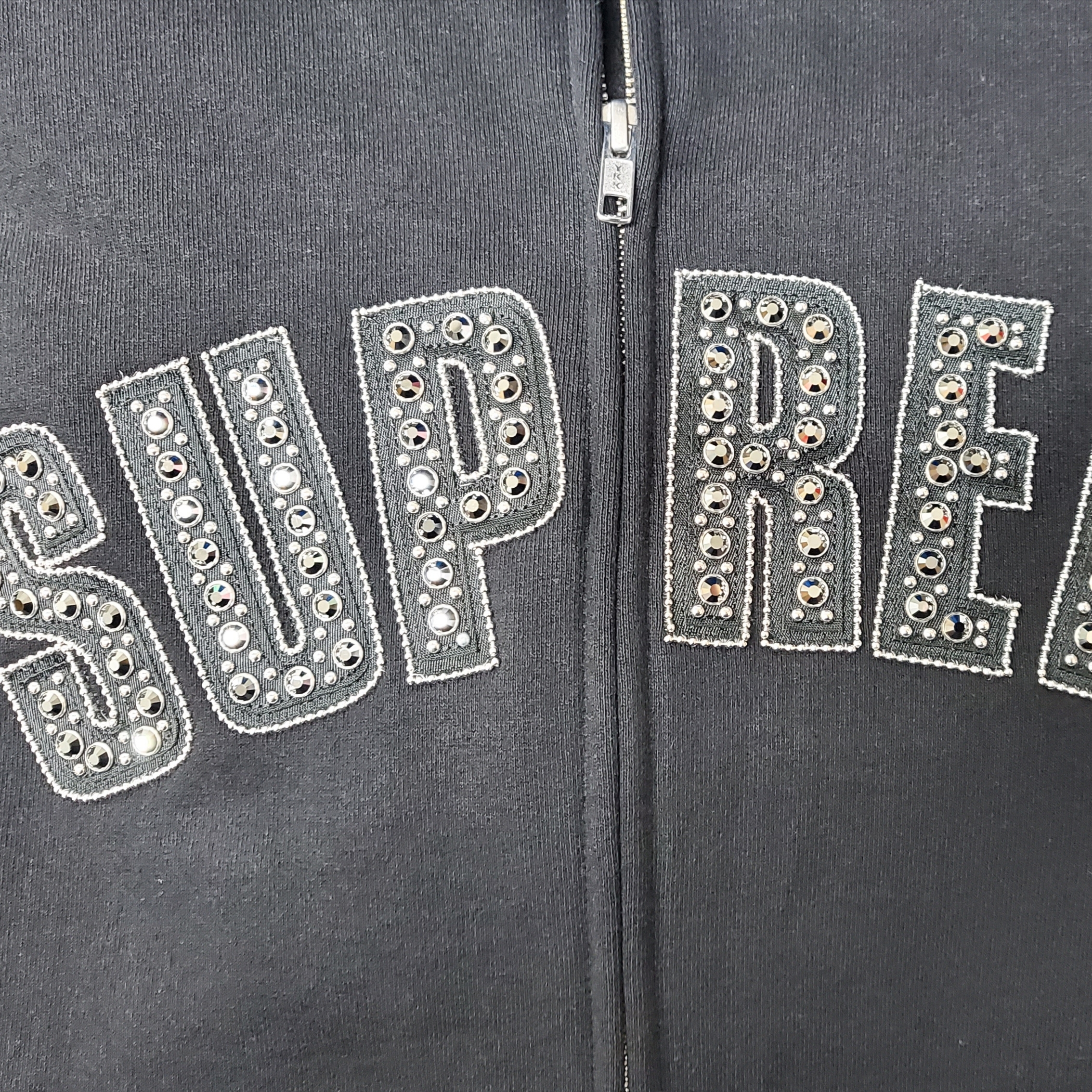 Supreme x B.B. Simon Zip Up Hooded Sweatshirt Black - 25SS 착용 스타일