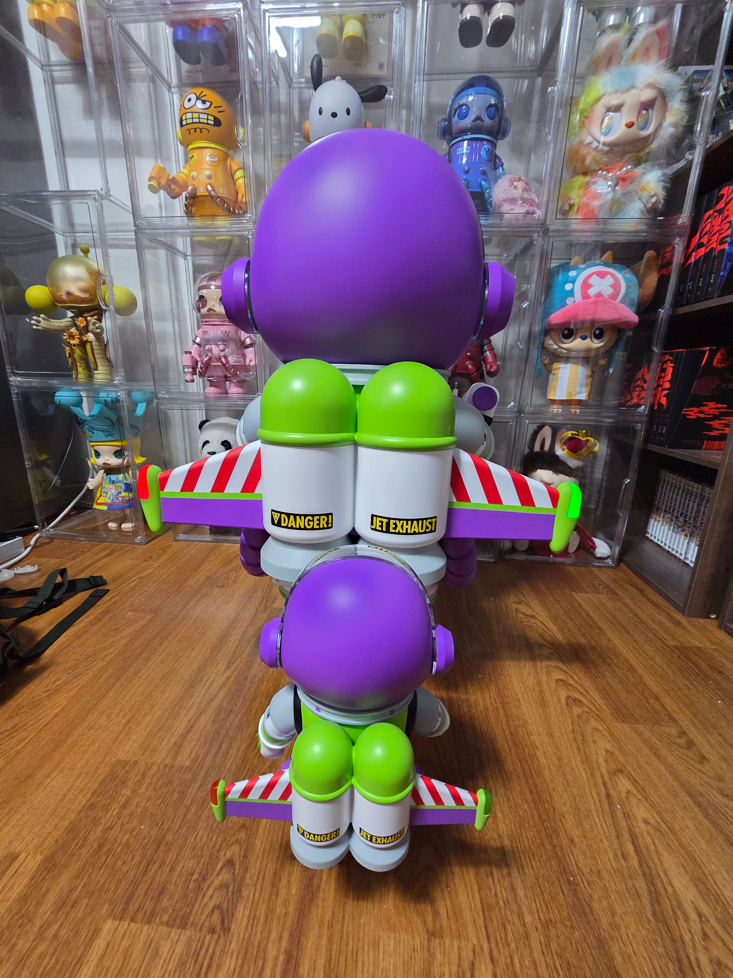 Pop Mart Mega Space Molly 1000% Buzz Lightyear 착용 스타일 - 2