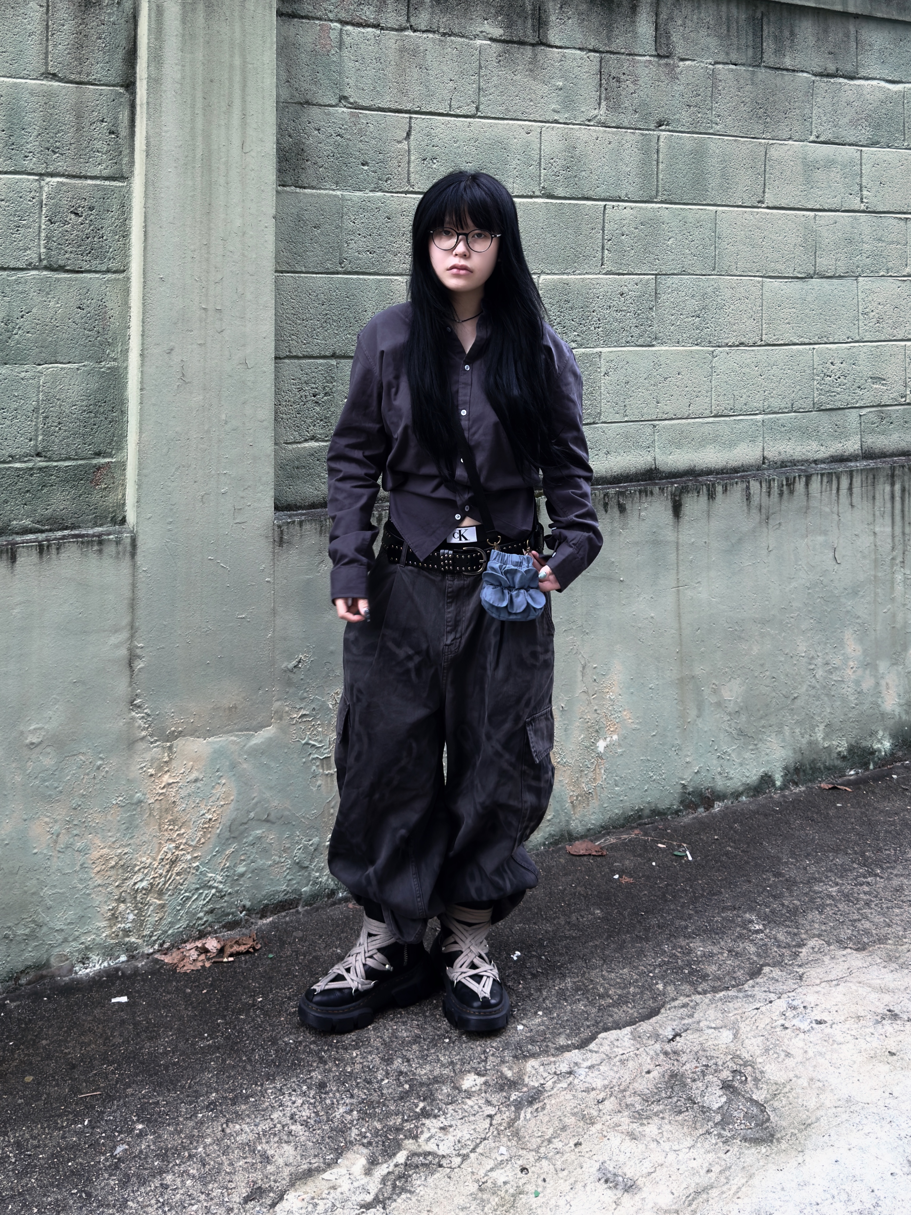 Dr. Martens x Rick Owens 1460 DMXL Megalace Black 착용 스타일 - 6