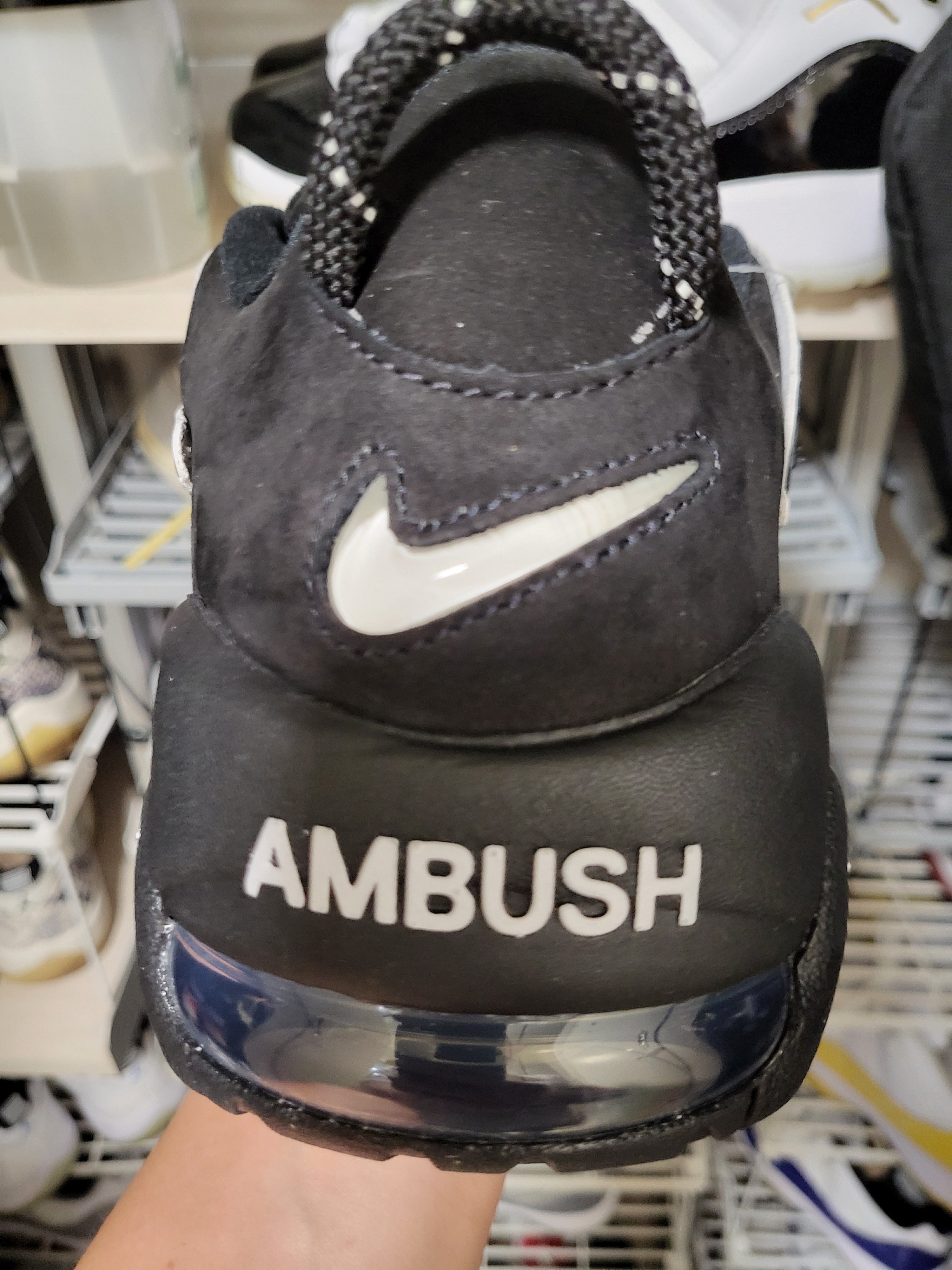 Nike x Ambush Air More Uptempo Low Black and White, Nike x Off-White Dunk Low The 50 - Lot 46 착용 스타일 - 1