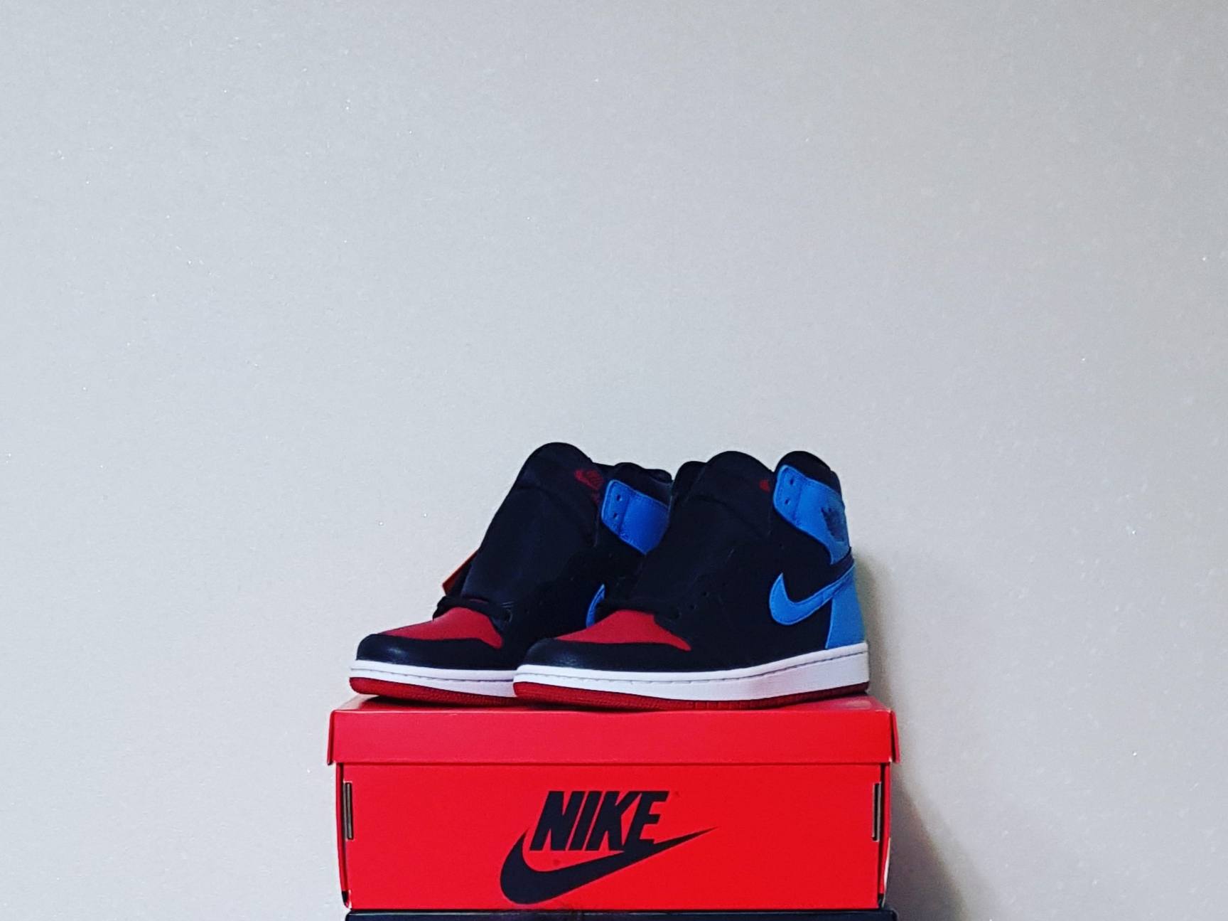 (W) Jordan 1 Retro High OG UNC To Chicago 착용 스타일