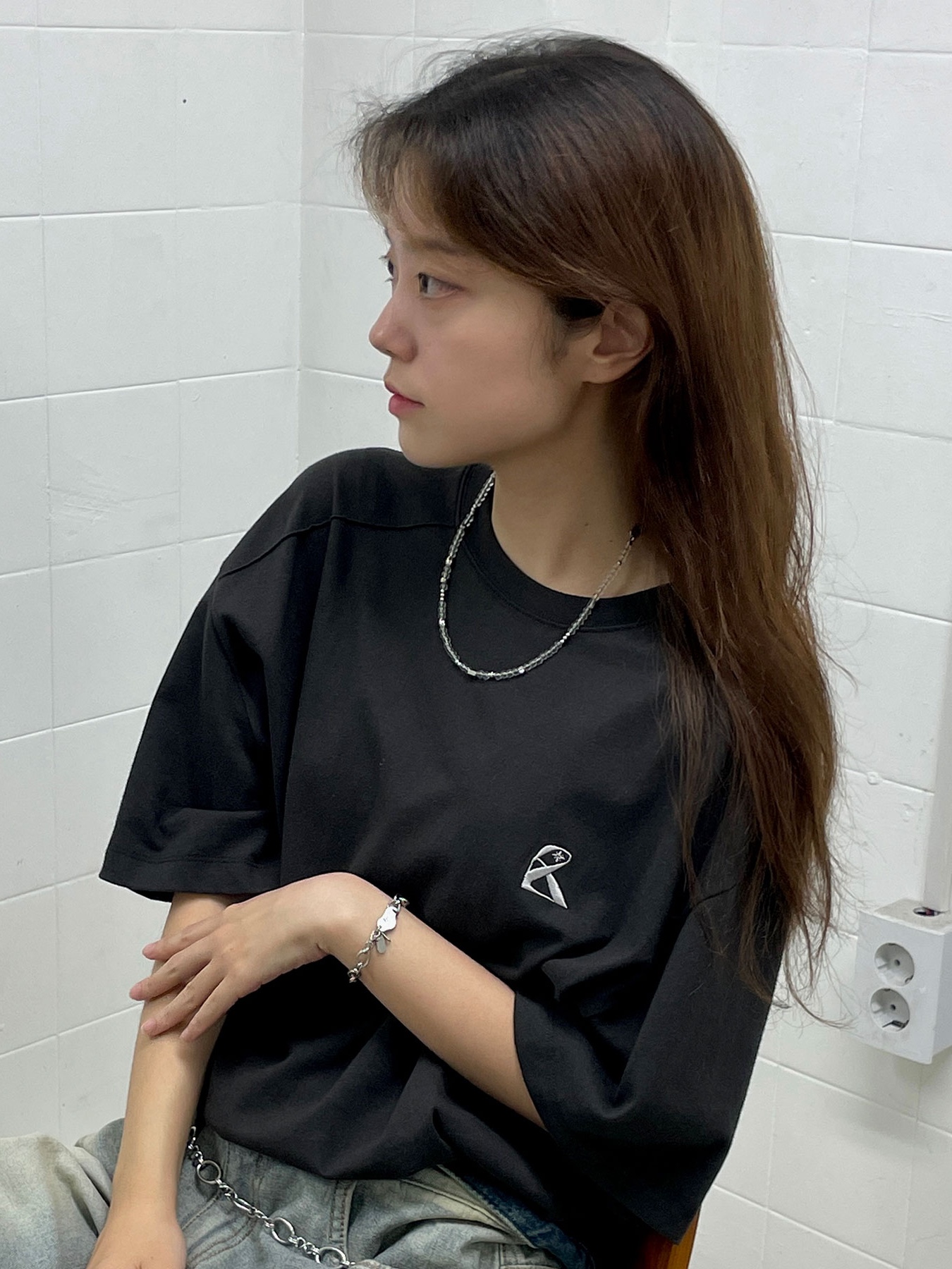 Riomeu Clear Quartz Necklace 착용 스타일