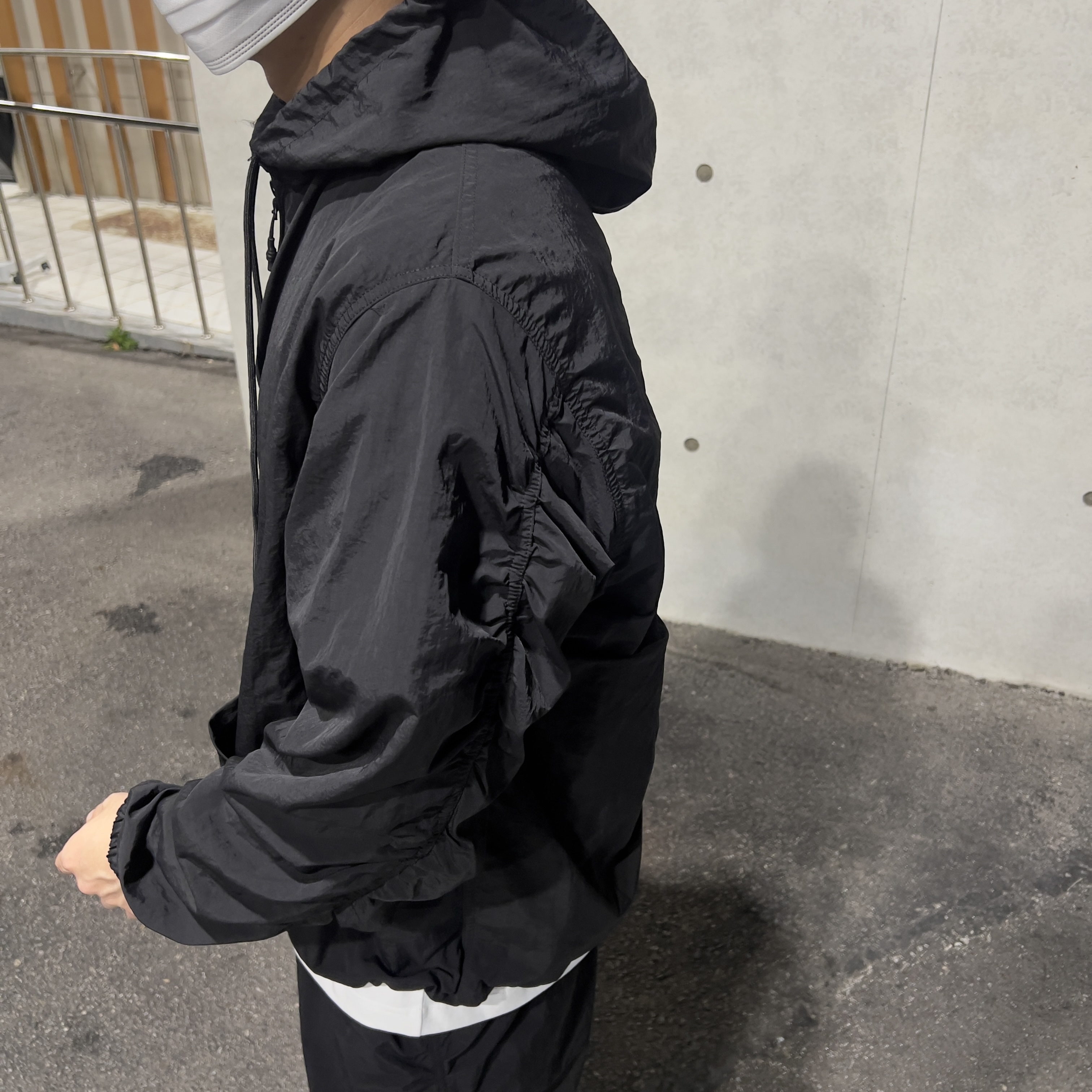 On Running x Post Archive Faction (Paf) Cloudmonster 2 Black Magnet 착용 스타일 - 3