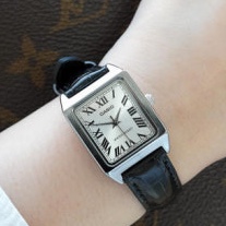 Casio LTP-V007L-7B1 착용 스타일
