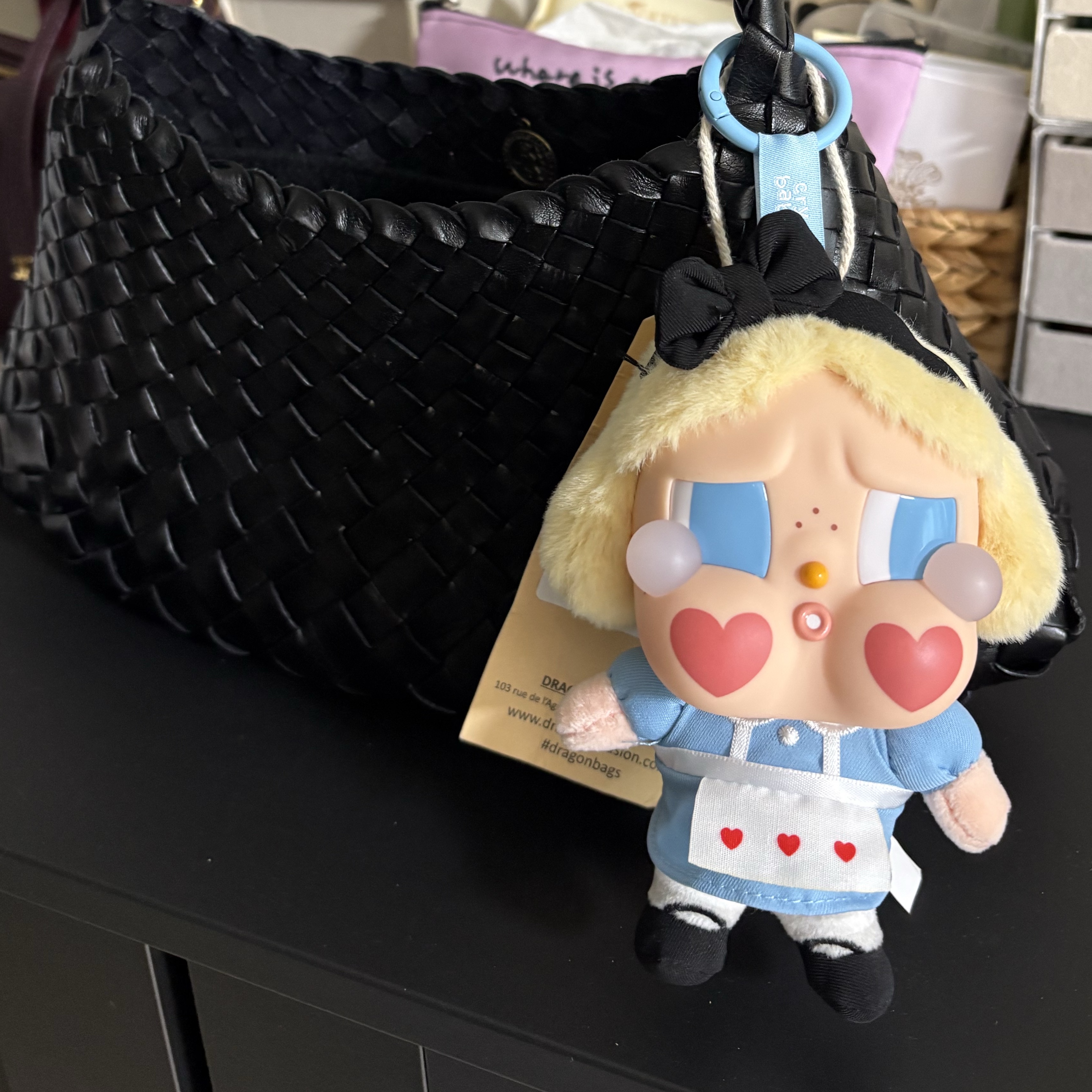 Pop Mart Crybaby Crying Again Series Plush Keyring She's Alice (Opened Case) 착용 스타일