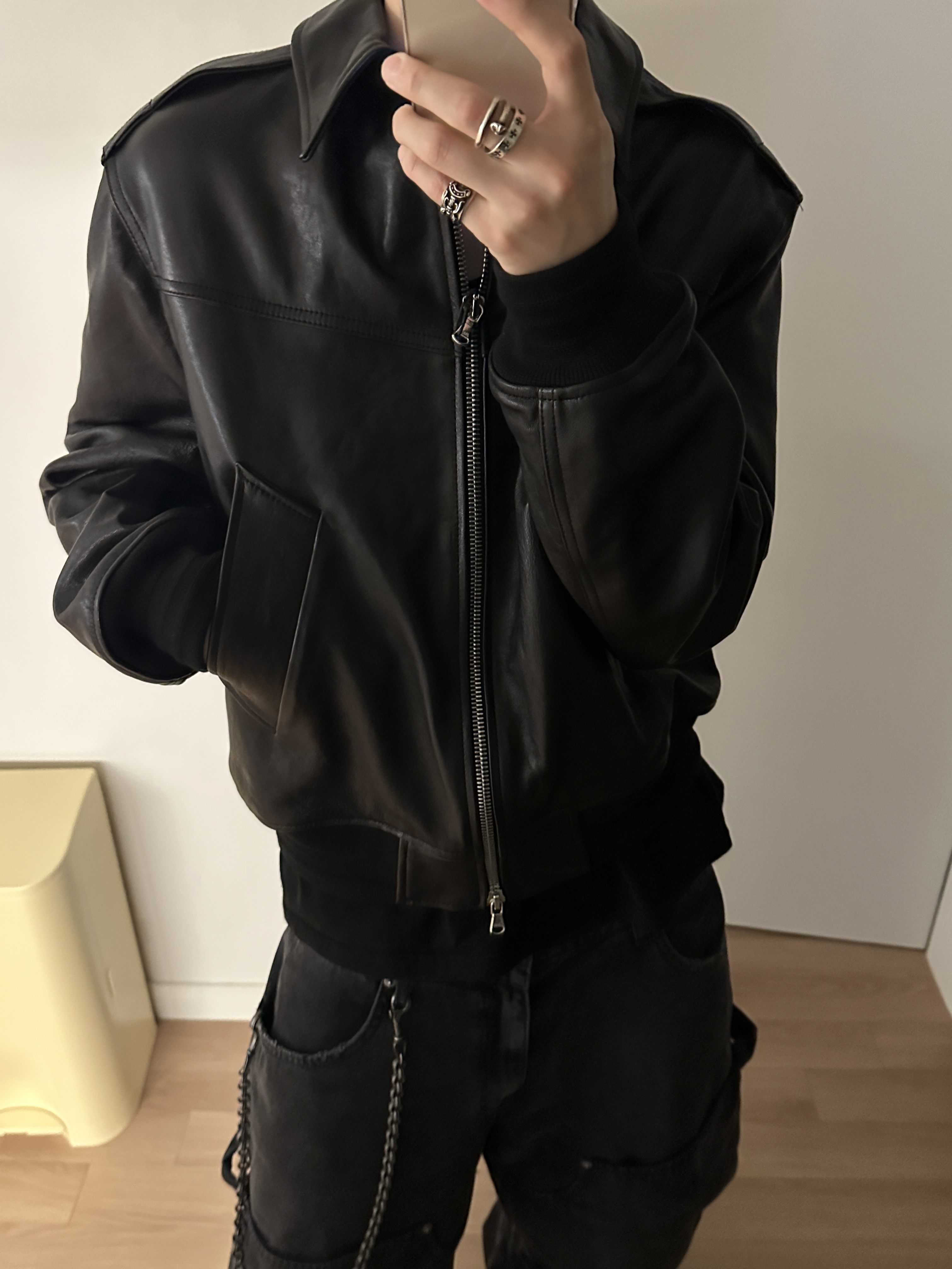 Nonnod Double knee cover pants Vintage black 착용 스타일 - 2
