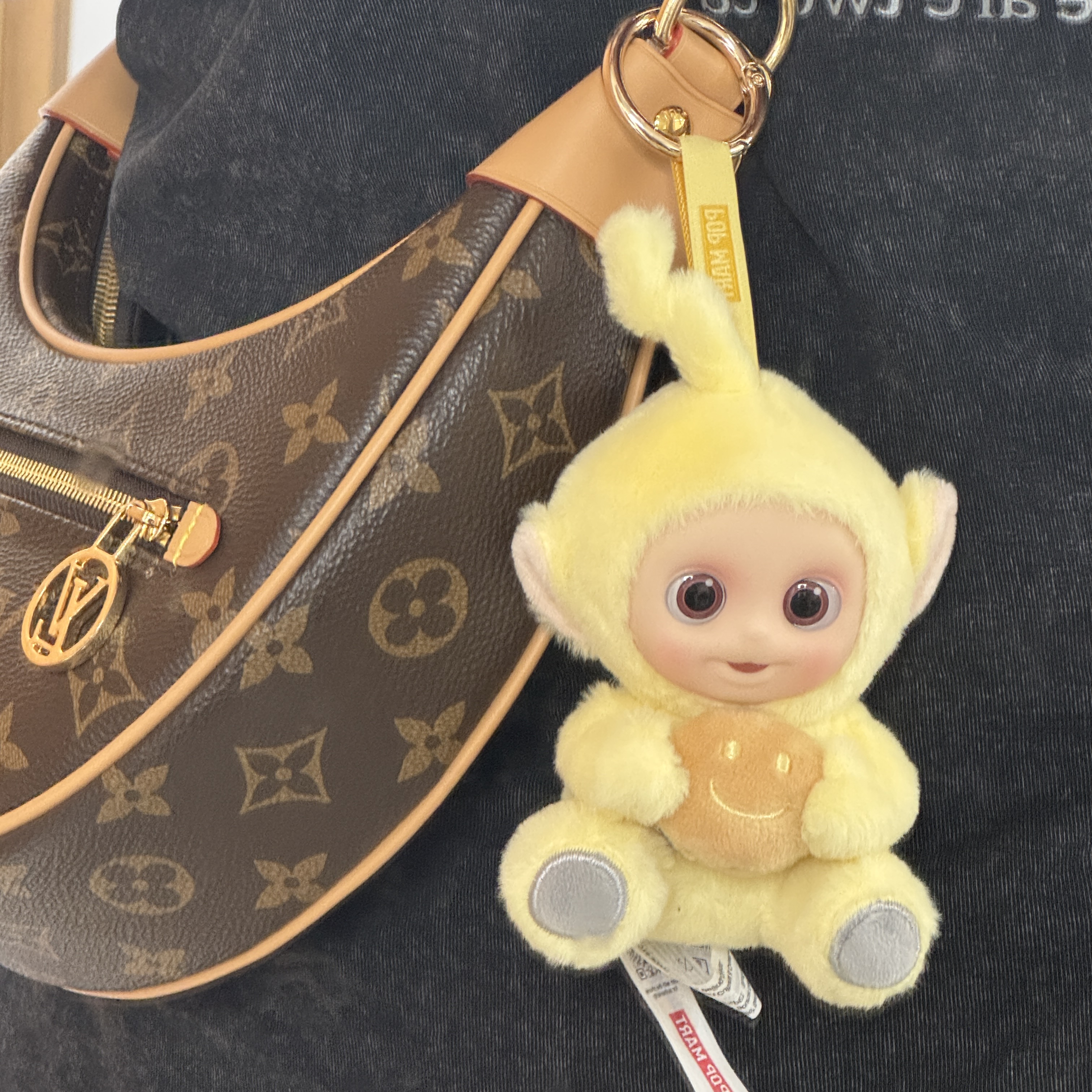 Pop Mart Teletubbies Say Hello Series Figures Sealed Case Laa Laa's Cheese Toast (Opened Case) 착용 스타일