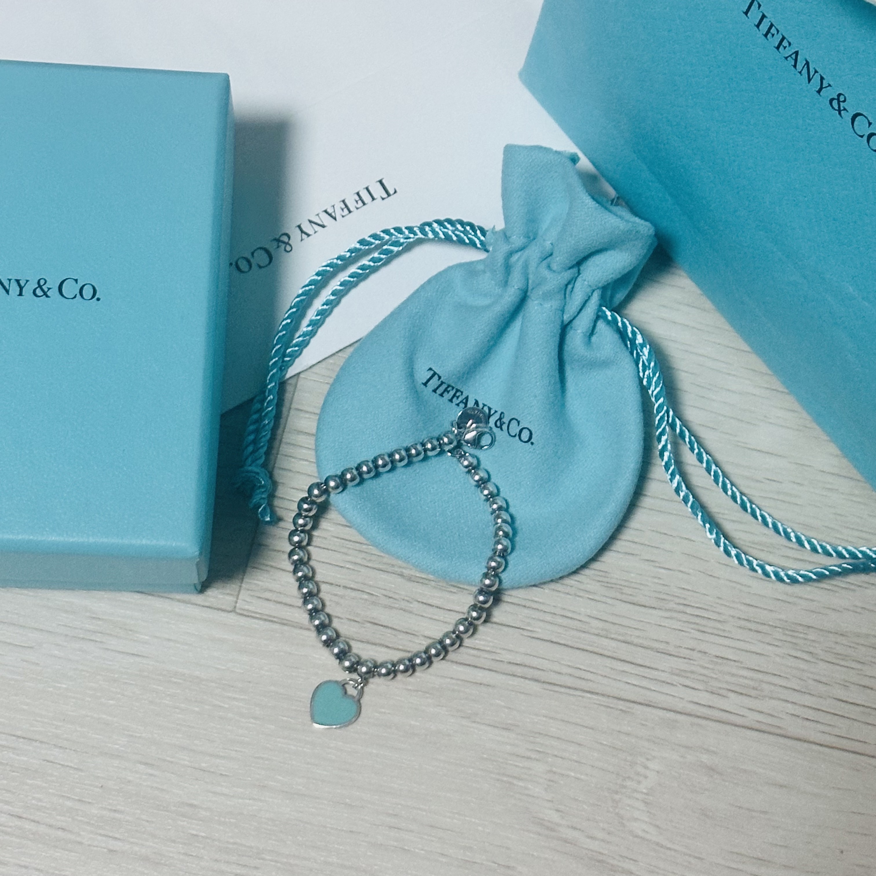Tiffany & Co. Return to Tiffany Blue Heart Tag Bead Bracelet Silver 착용 스타일