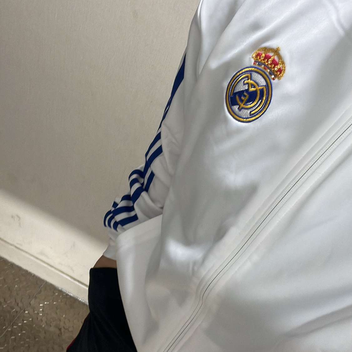 Adidas Real Madrid DNA Track Top White - US Sizing 착용 스타일 - 2