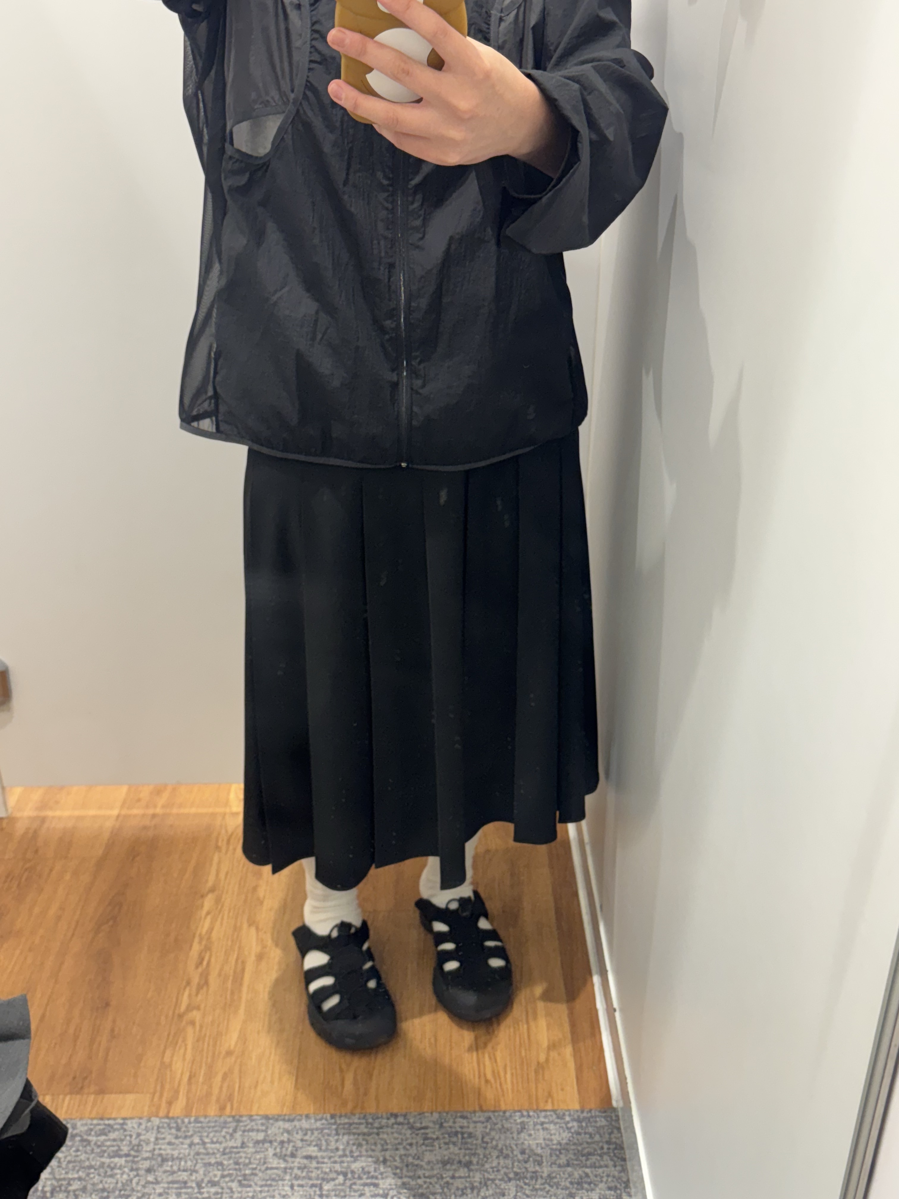(W) Keen Newport H2 Triple Black, Keen Newport H2 Triple Black 착용 스타일