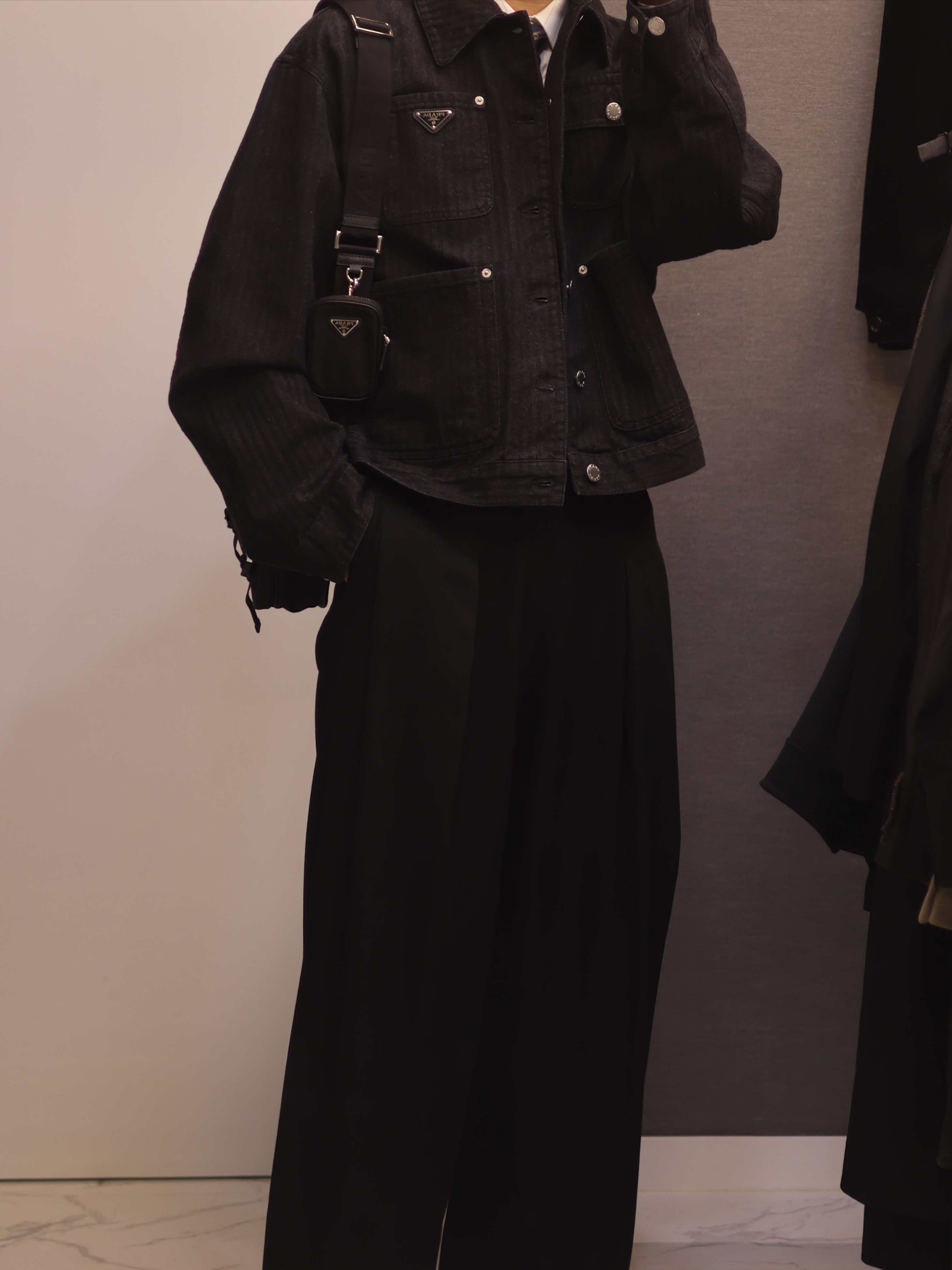 Prada Re-Nylon and Saffiano Leather Shoulder Bag Black, Prada Velvet Denim Blouson Jacket Black 착용 스타일 - 2