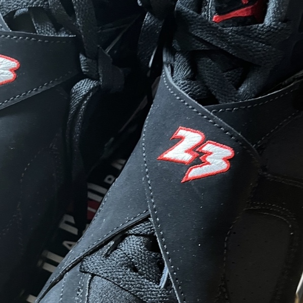 Jordan 8 Retro Playoffs 2023 착용 스타일 - 3