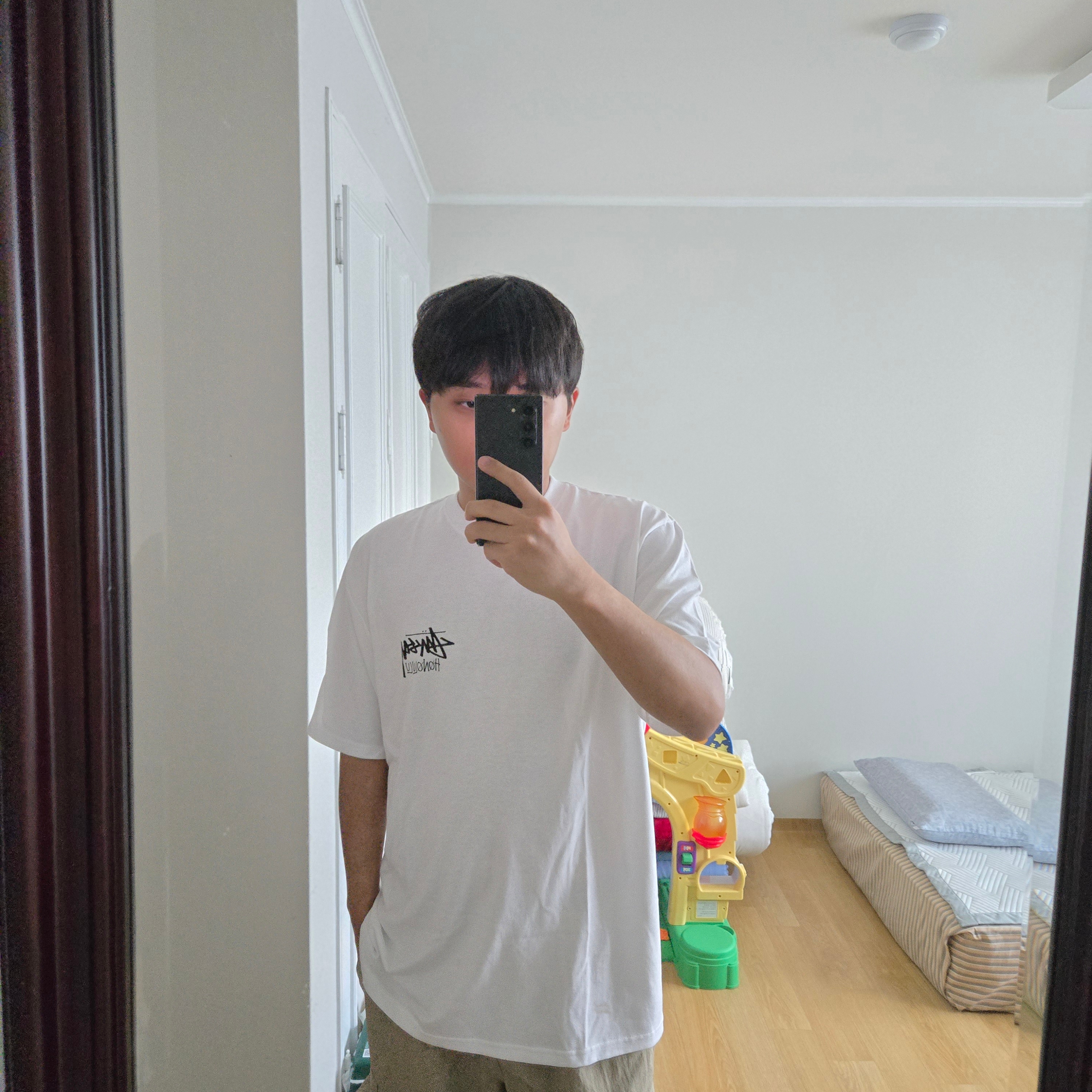 Stussy Stock Honolulu T-Shirt White 착용 스타일 - 1