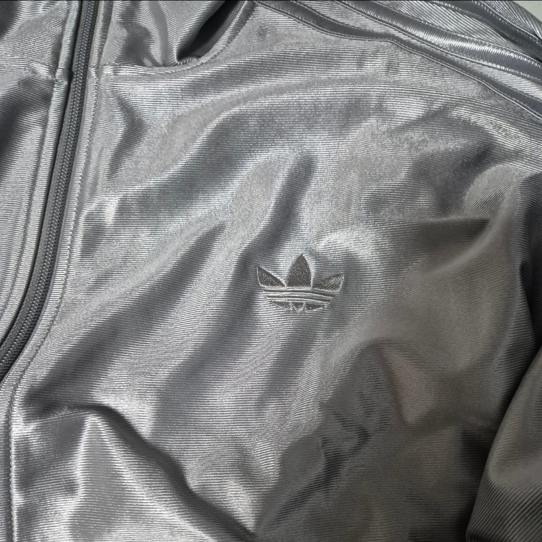 Adidas Oversized Firebird Track Top Light Onix - KR Sizing 착용 스타일