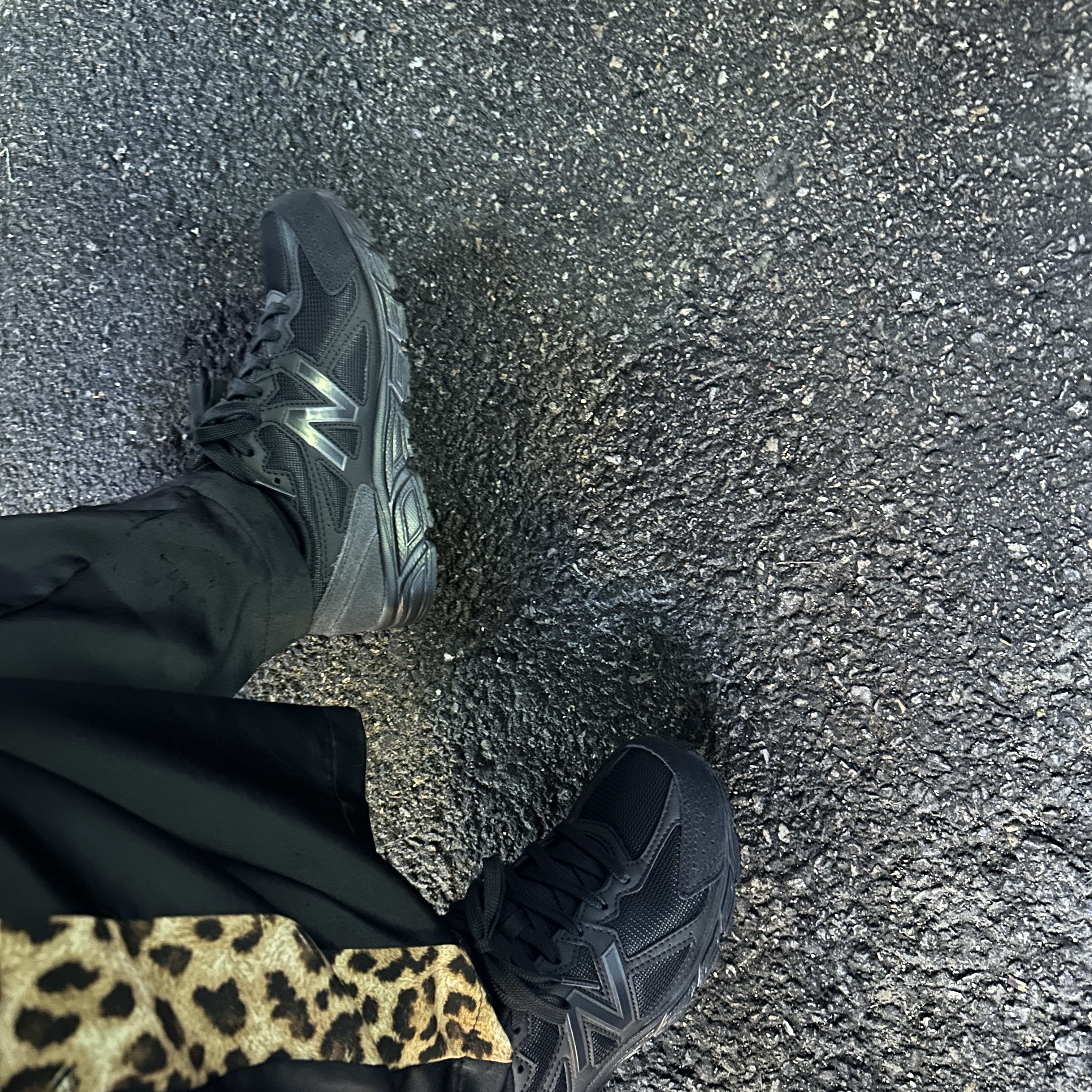 (W) New Balance 480v5 Black - 4E XXWide 착용 스타일
