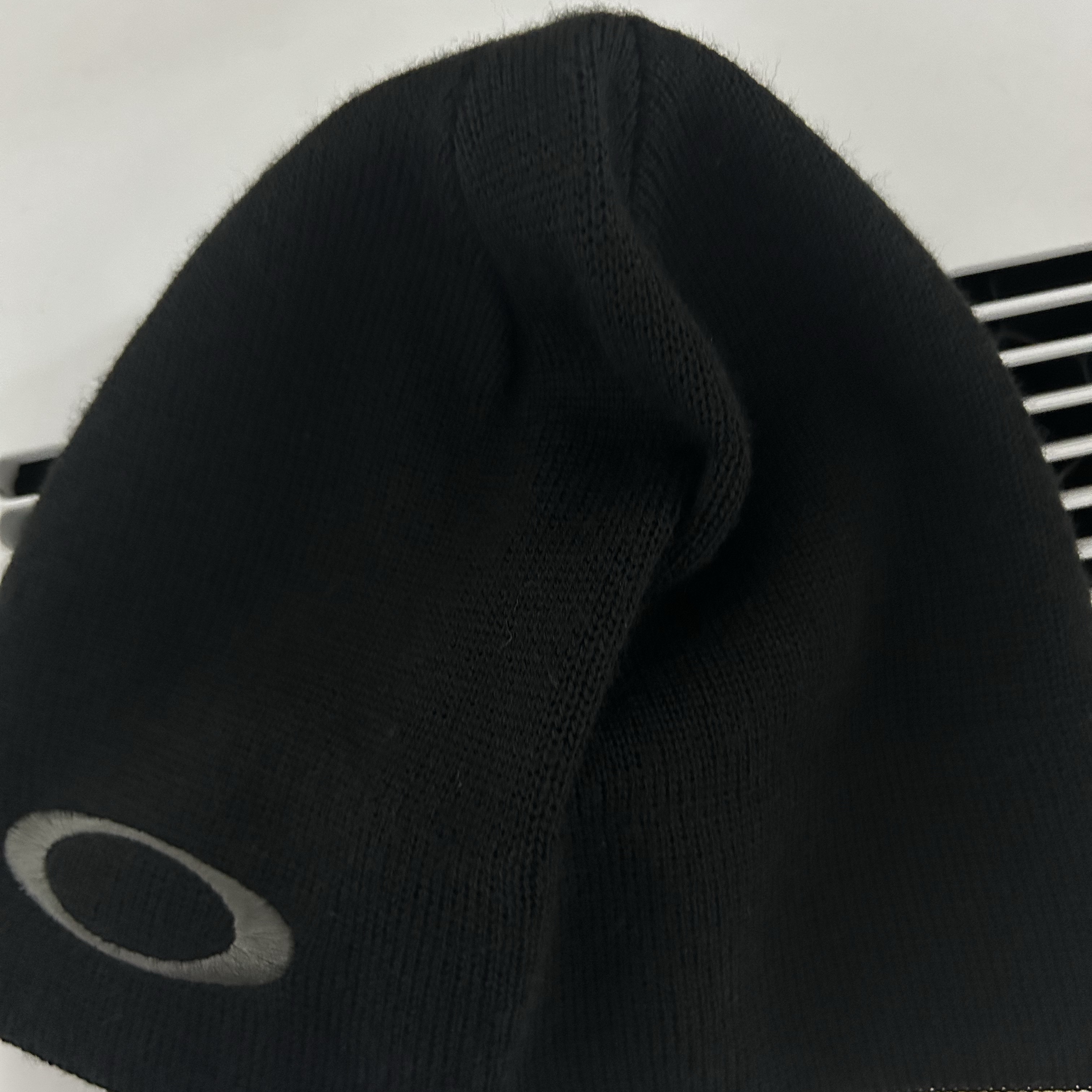Oakley Tactical Beanie Black 착용 스타일