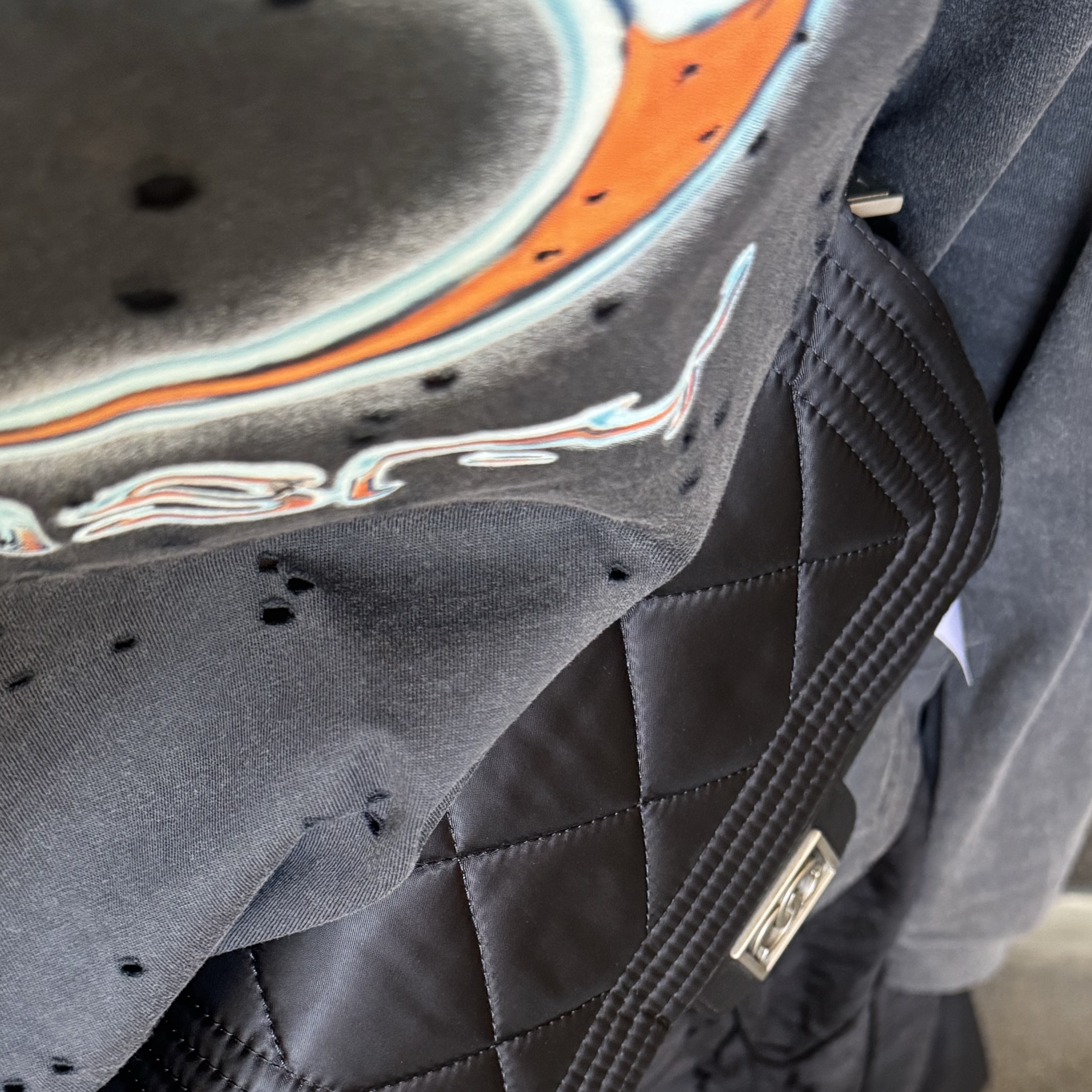 Oakley x Satisfy Mothtech Long T-Shirt Aged Black 착용 스타일