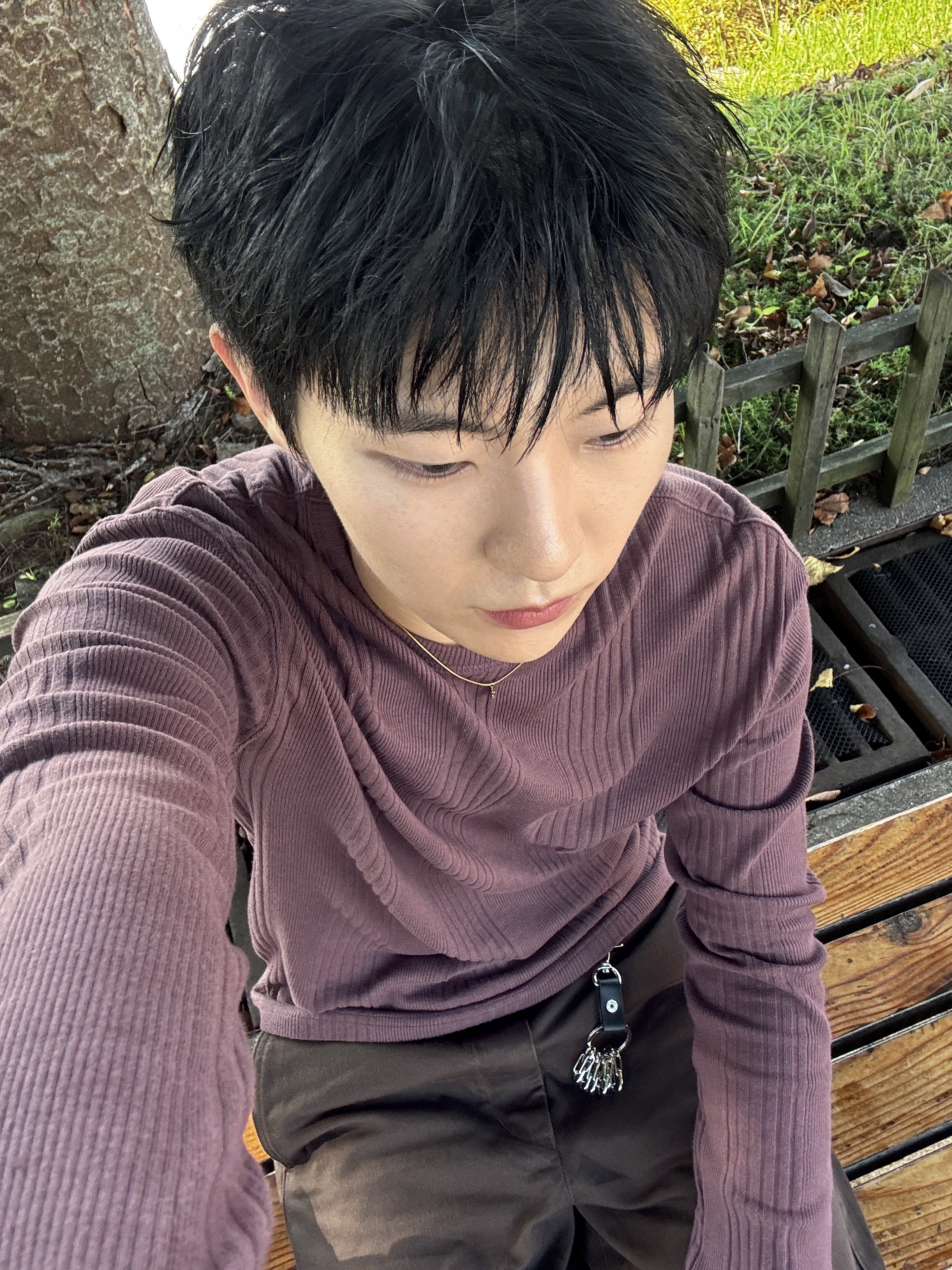 Uniqlo U Wide FIt Chino Pants Dark Brown, Millo Archive Utility Keyring Silver 착용 스타일 - 3
