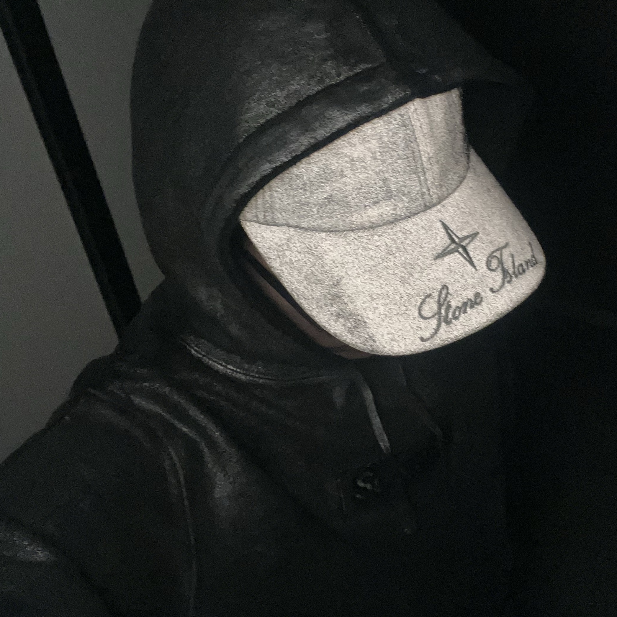 Supreme x MM6 Maison Margiela Foil Box Logo Hooded Sweatshirt Black - 24SS, Supreme x Stone Island Denim 6-Panel Reflective - 23FW 착용 스타일