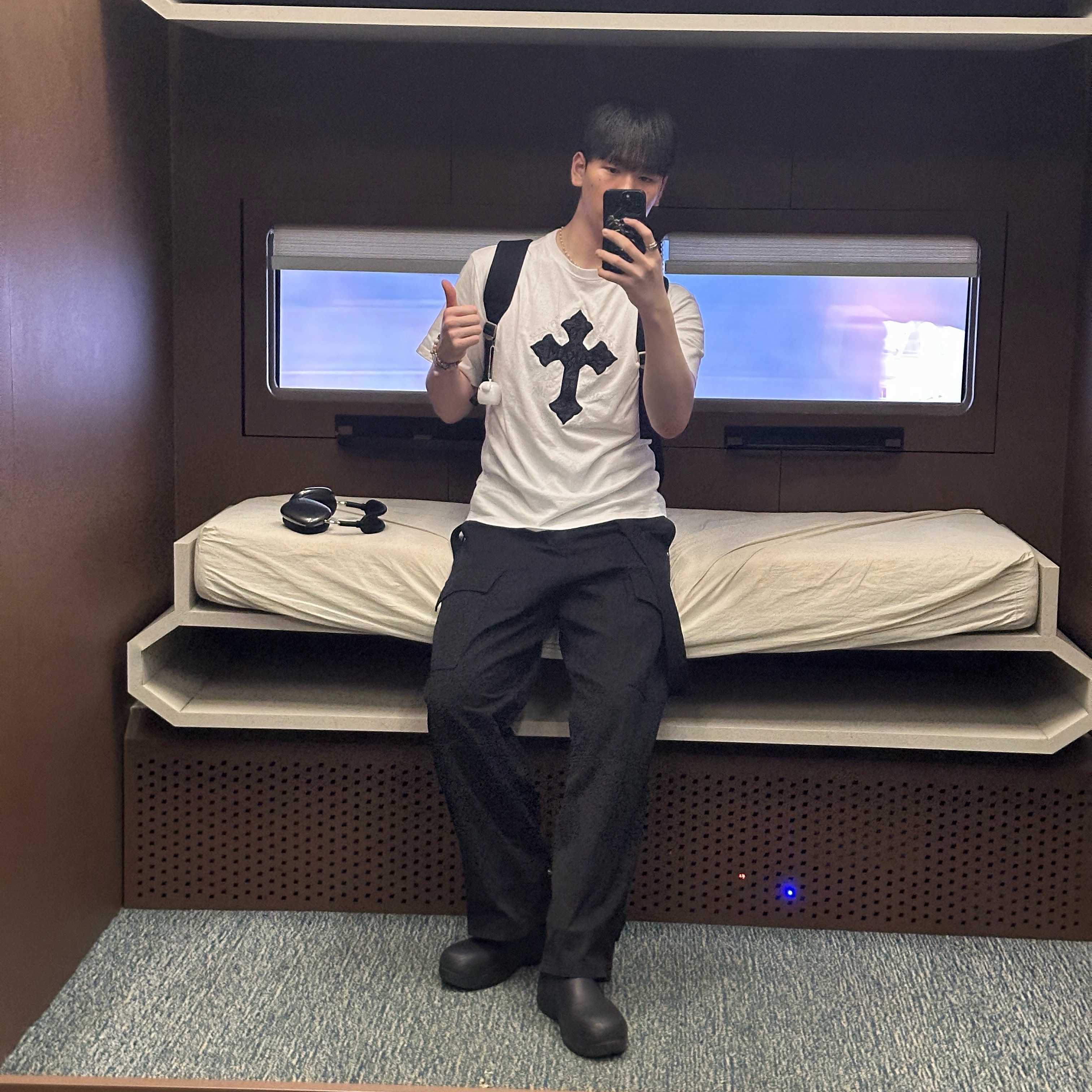 Apple AirPods Max USB C Midnight (Korean Ver.), Bottega Veneta Puddle Ankle Boots Black 착용 스타일 - 1