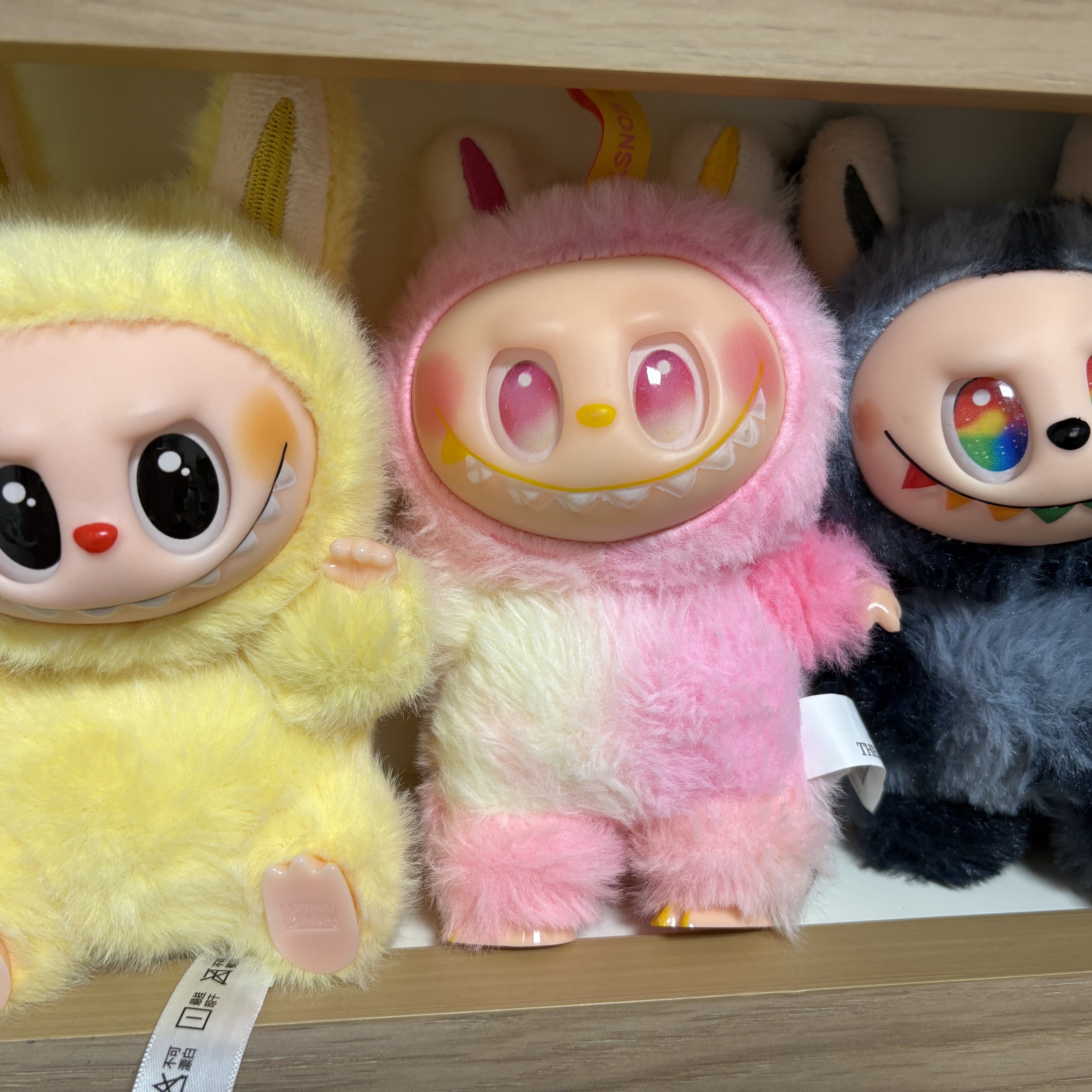 Pop Mart Labubu The Monsters Highlight Series Sealed Case (Bundle of 2/1 Blind Box) 착용 스타일 - 4