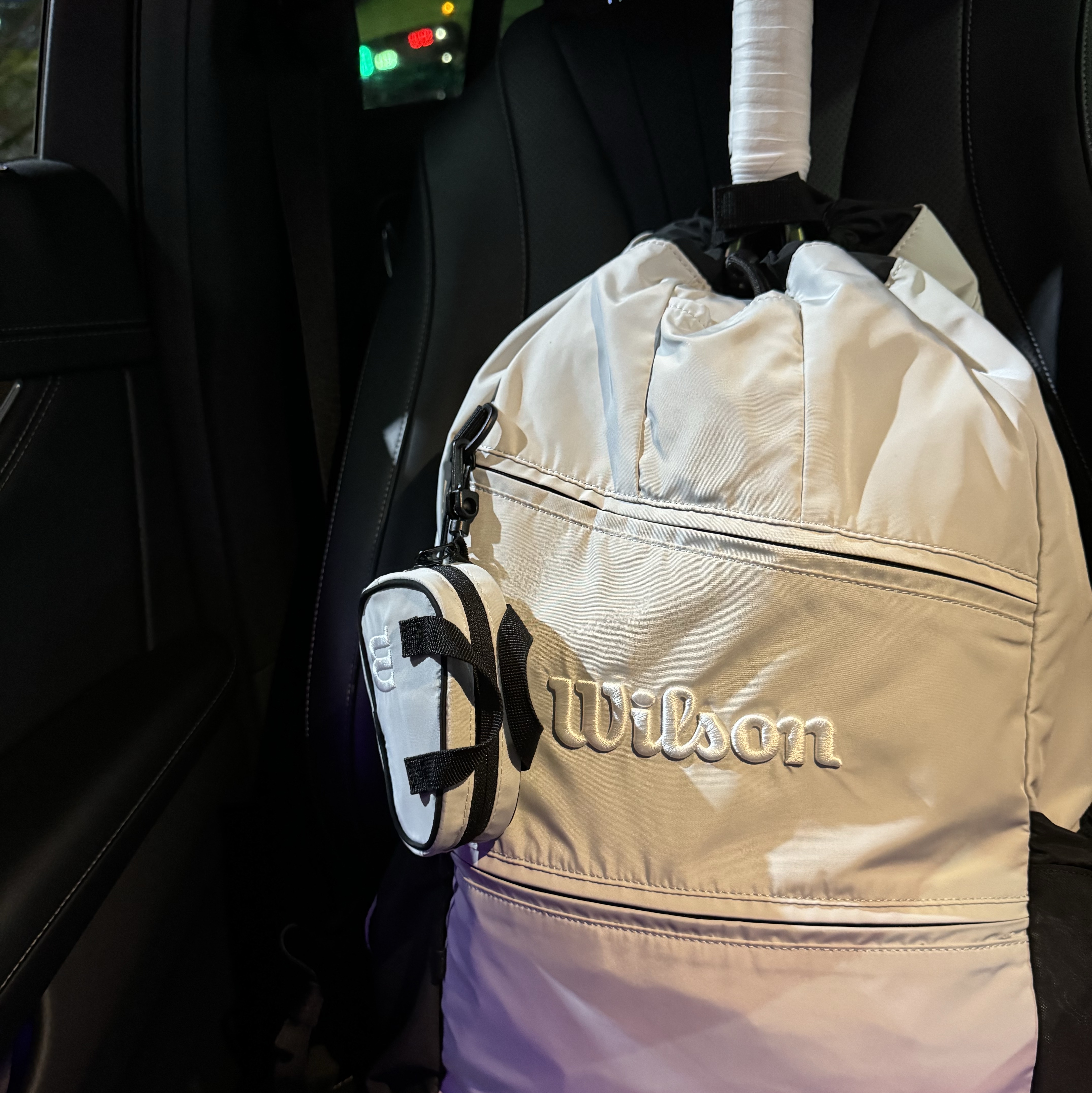 Wilson Tennis Drawstring Backpack Black 착용 스타일