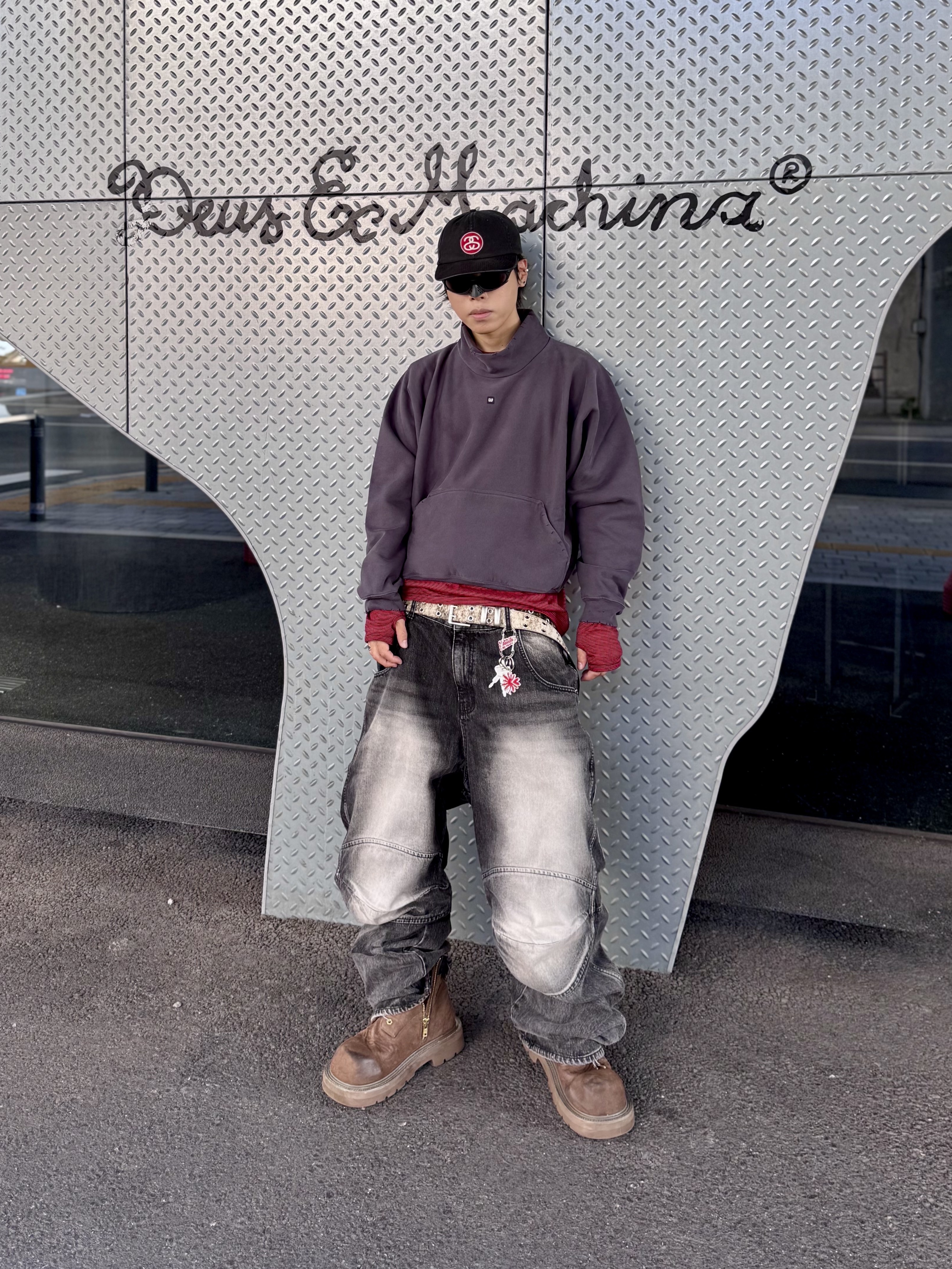 MJD 3D Knee Denim Pants Black, Oakley Plantaris Matte Black Frame Prizm Grey Lenses Regular Universal Fit 착용 스타일 - 2
