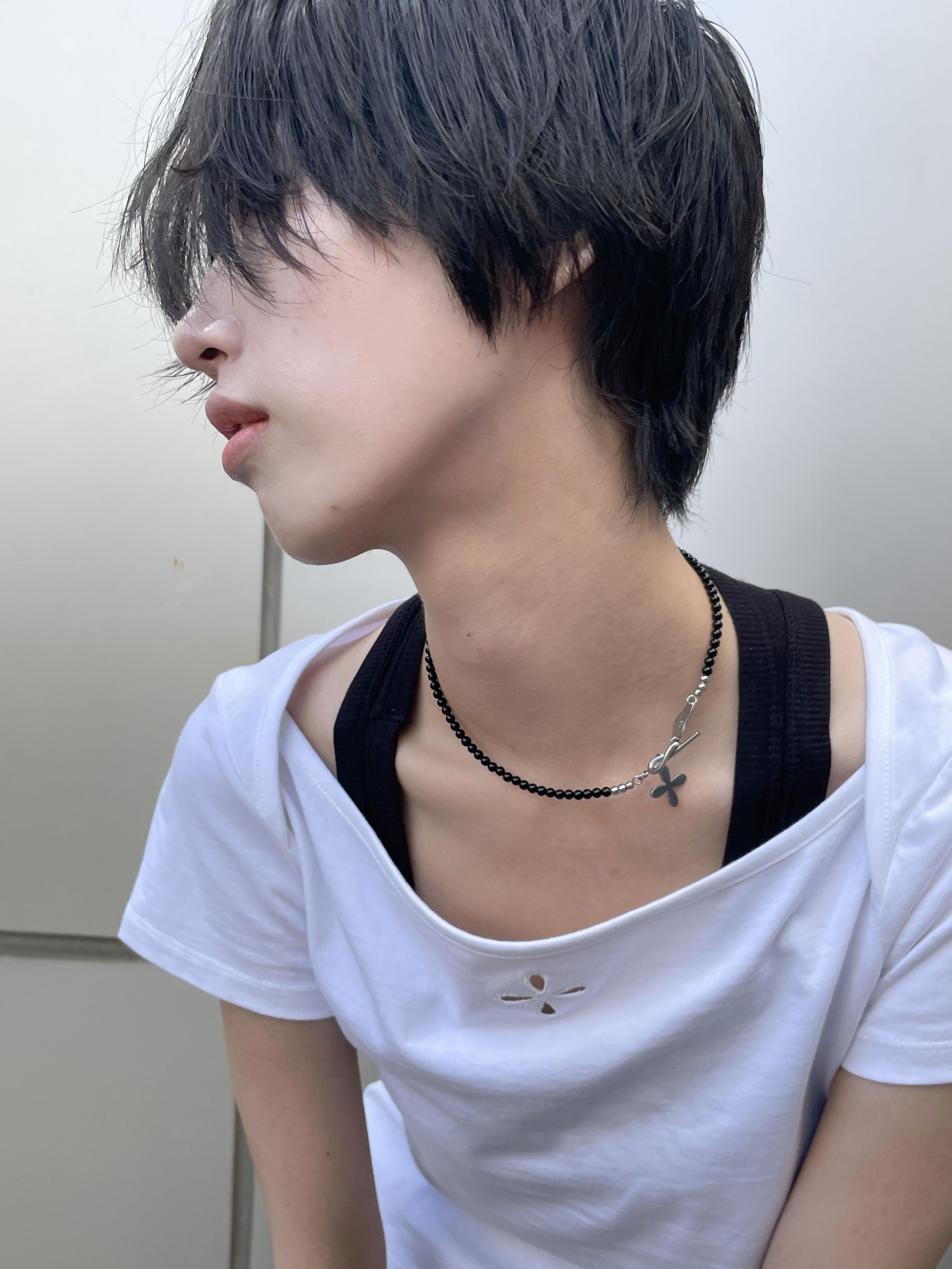 Riomeu Holiday Red Black Necklace Black 착용 스타일 - 1