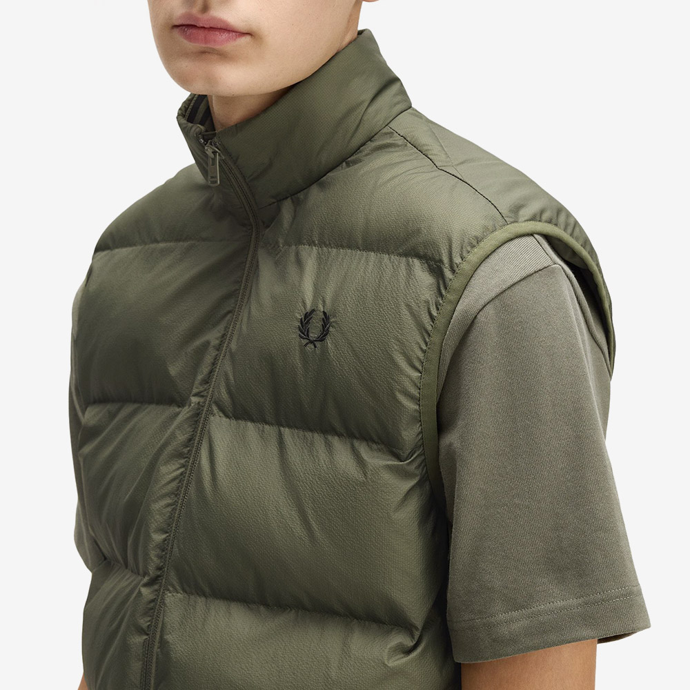 프레드페리 인슐레이트 베스트 로렐리스그린(Fred Perry Insulated Vest Laurel Wreath Green) - 4