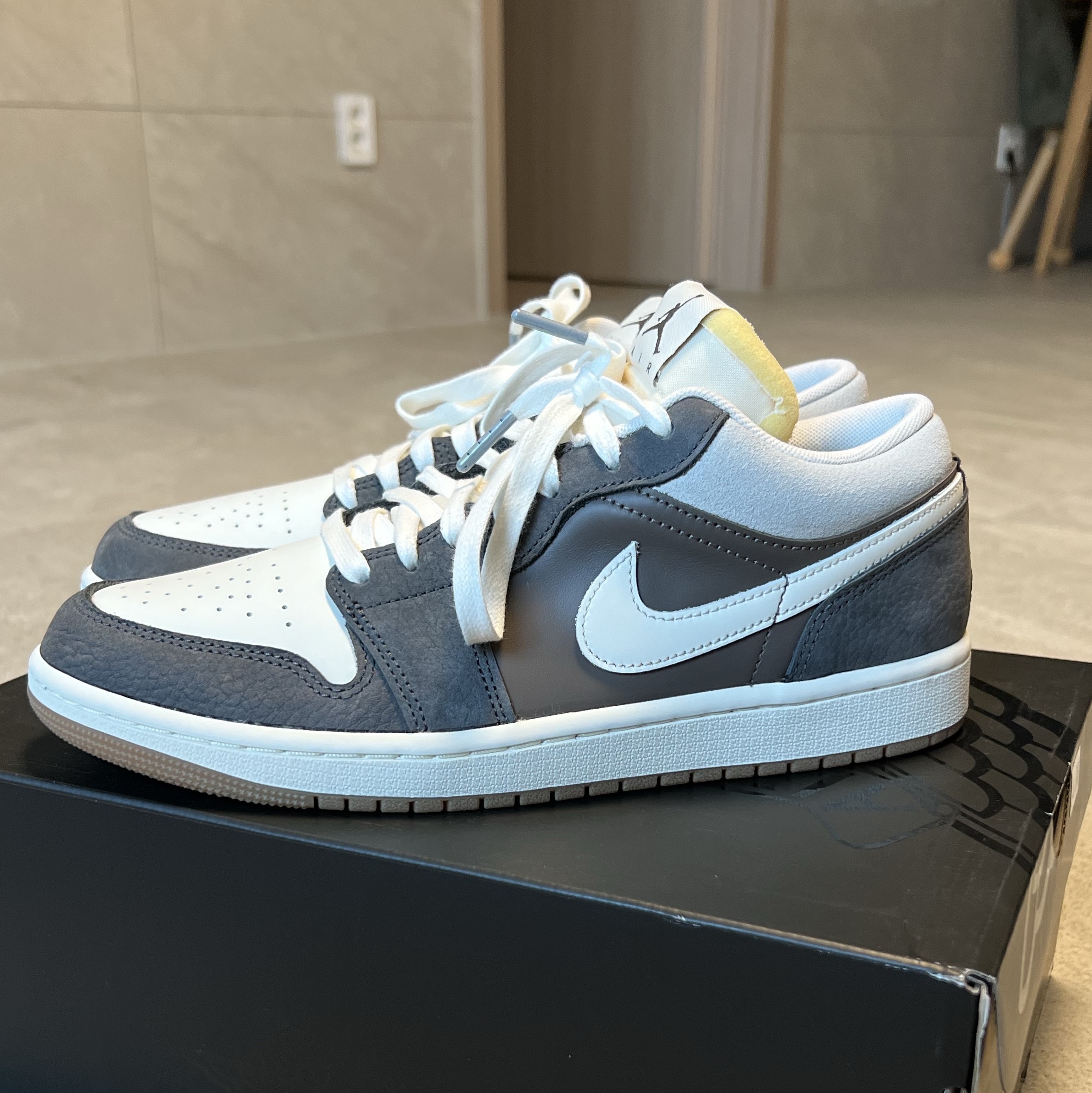 Jordan 1 Low Kkachi 착용 스타일