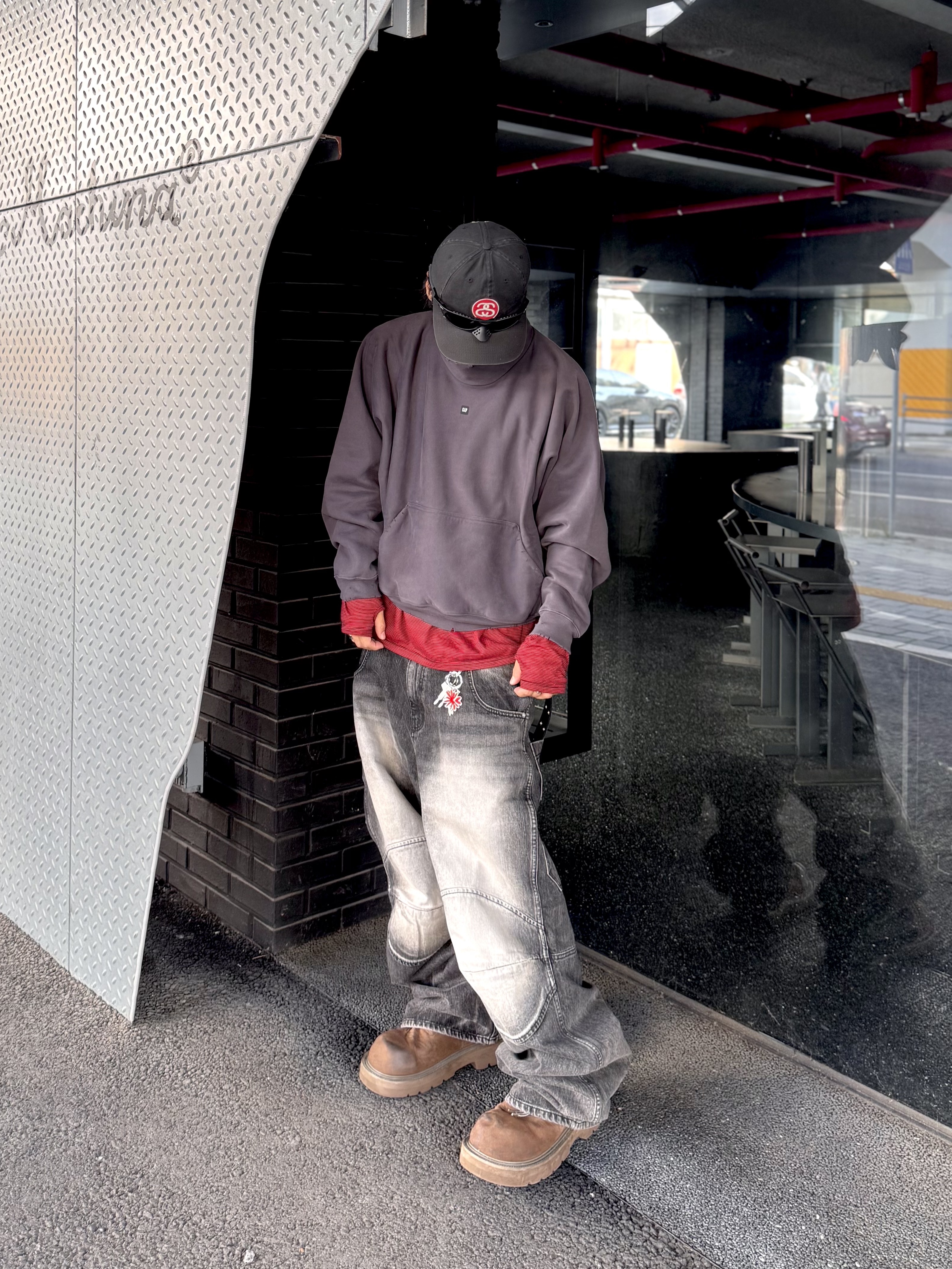 MJD 3D Knee Denim Pants Black, Oakley Plantaris Matte Black Frame Prizm Grey Lenses Regular Universal Fit 착용 스타일 - 1