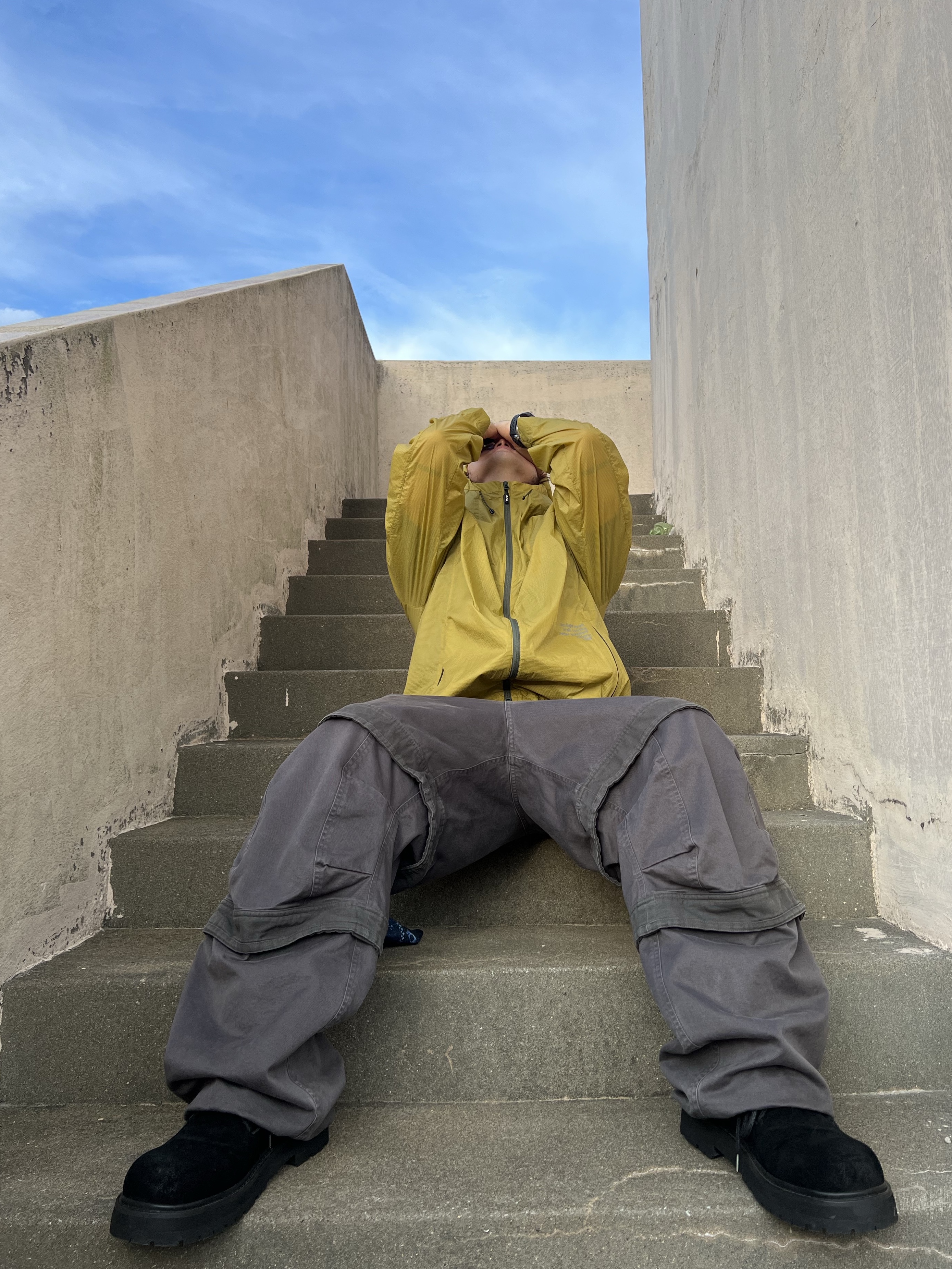 [더블적립]farfromwhat far layered work pants_charcoal, Undermycar Gashutein 6 Six People Graphic T-Shirt Bristol Black - 24SS 착용 스타일 - 4