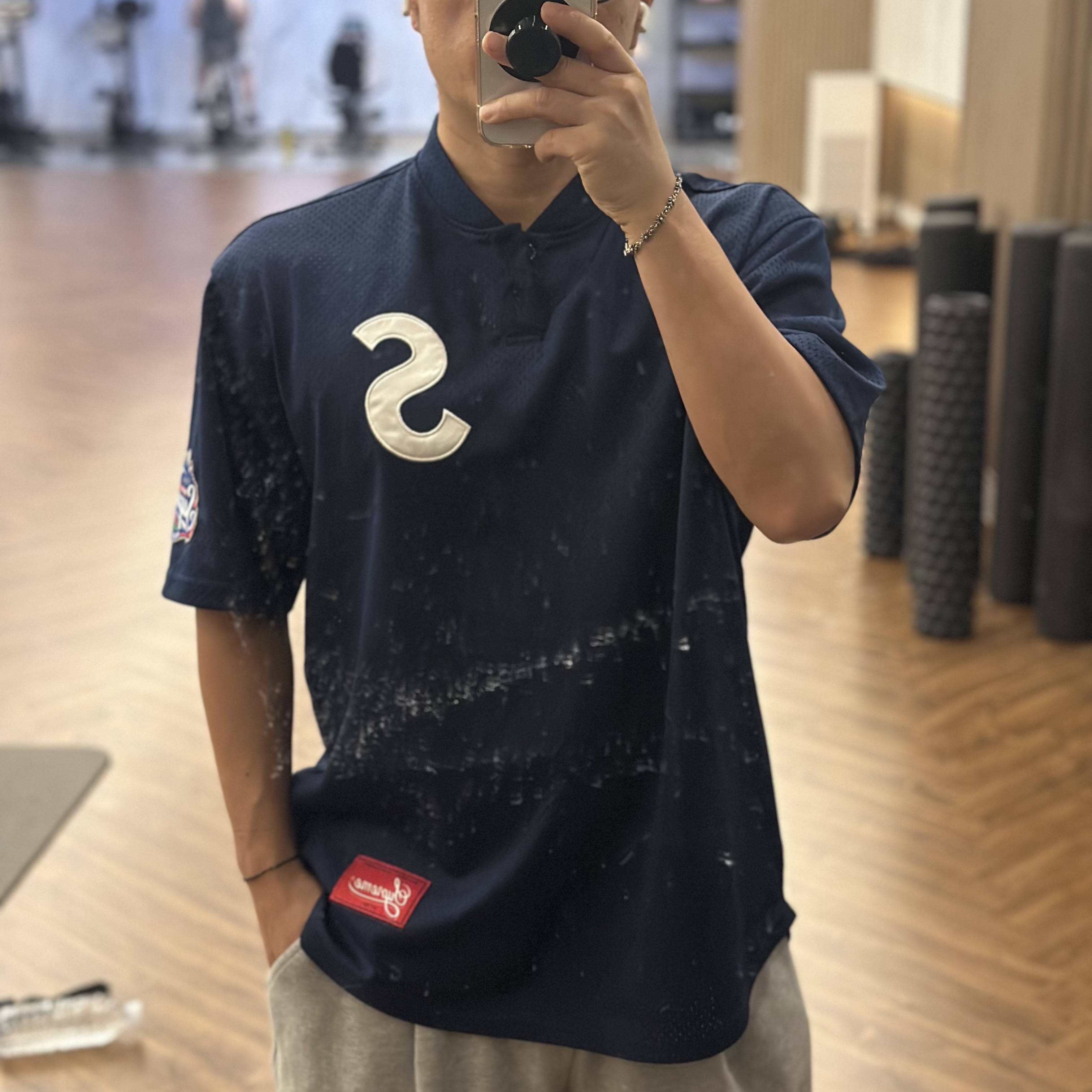 Supreme S Logo Baseball Henley Navy - 24FW 착용 스타일