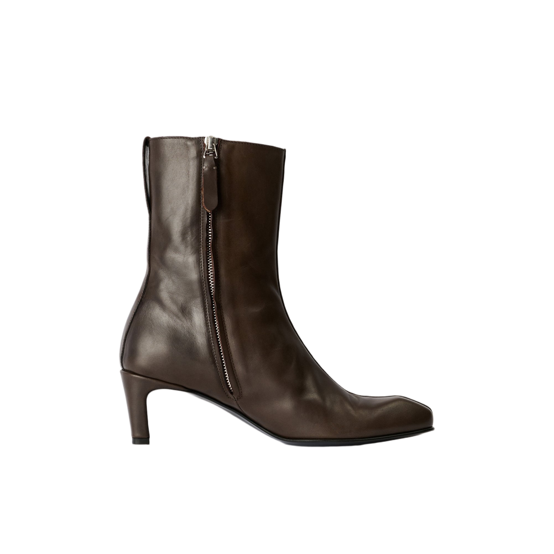 A4257KP (W) Our Legacy Karasu Heel Phantom Tensile Cattle Hide