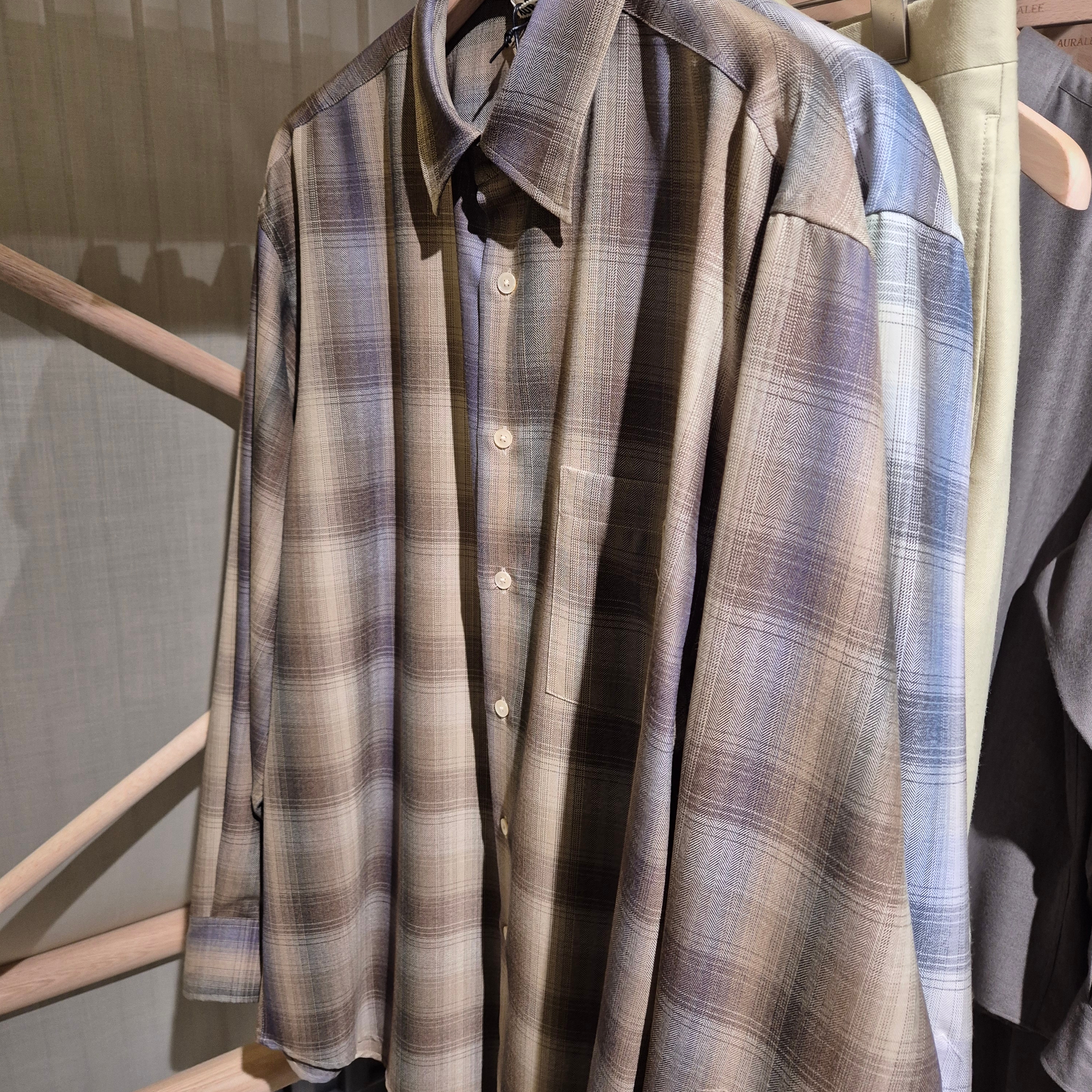 Auralee Super Light Wool Check Shirt Brown Blue 착용 스타일