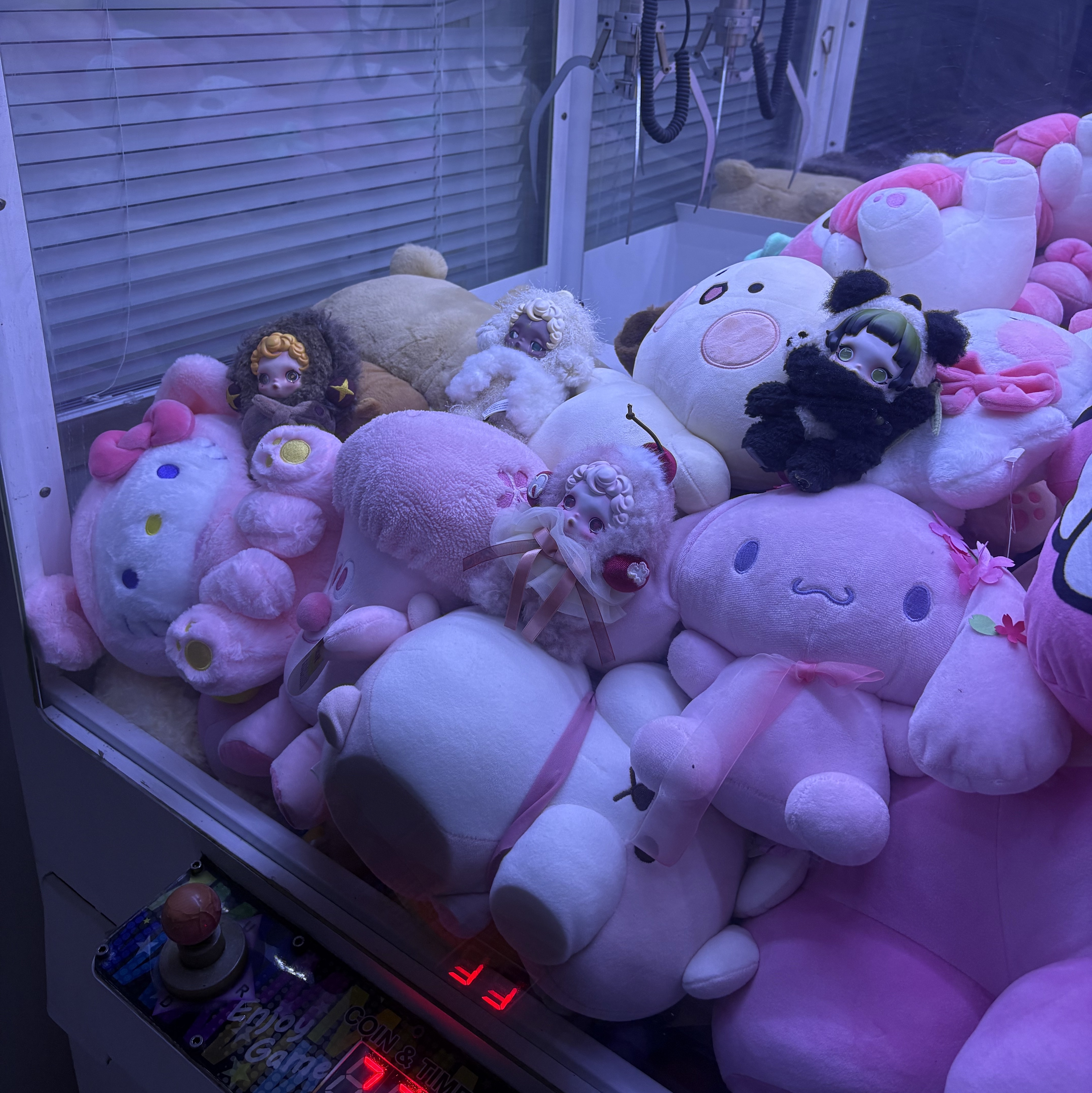 Pop Mart Skullpanda You Found Me ! Series Plush Doll Pendant Moldy Muffin (Opened Case), Pop Mart Skullpanda You Found Me ! Series Plush Doll Pendant Sandman (Opened Case) ์ฐฉ์ฉ ์คํ์ผ