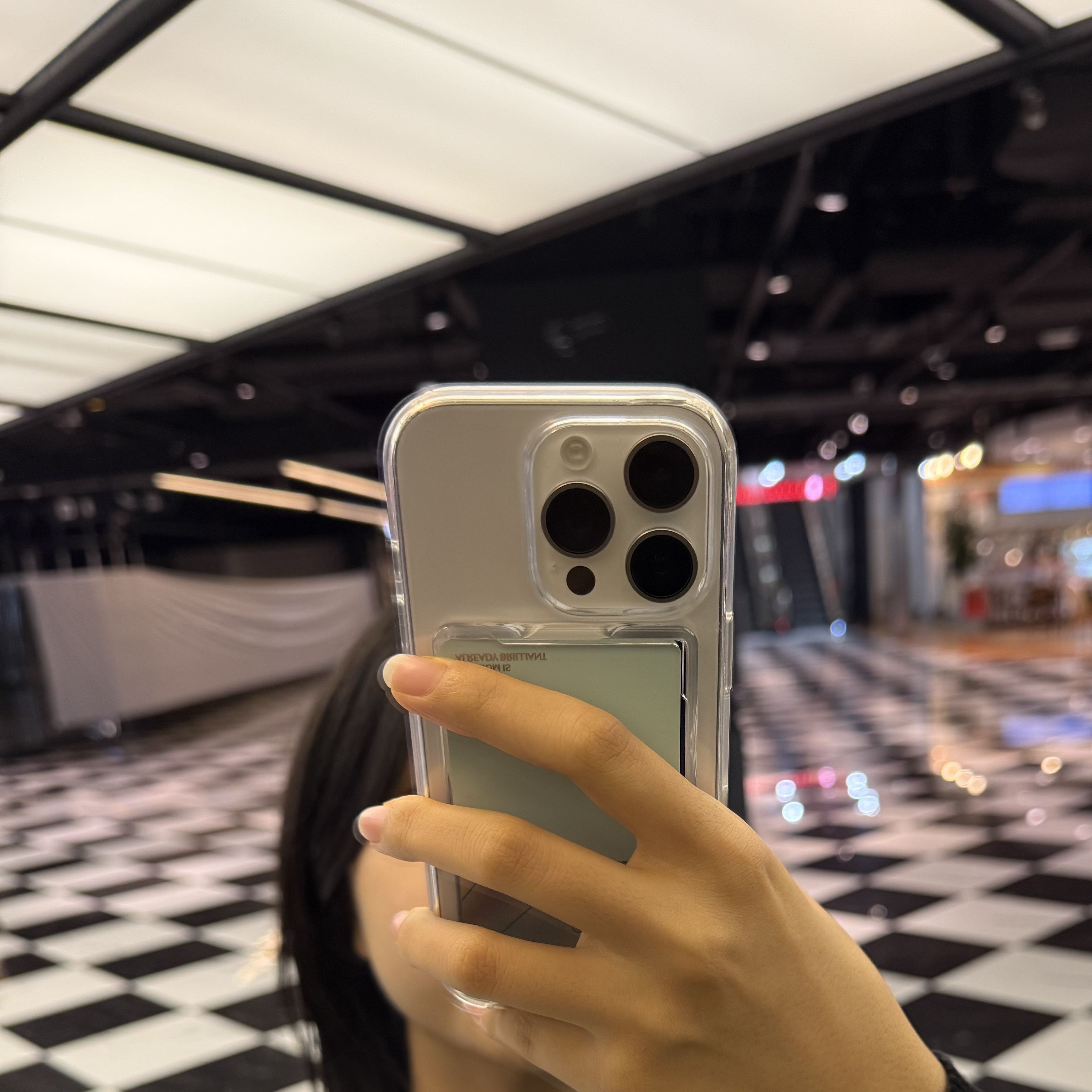 SINJIMORU MagSafe Slim Slot Side Card Holder iPhone Transparent Wallet Case 착용 스타일