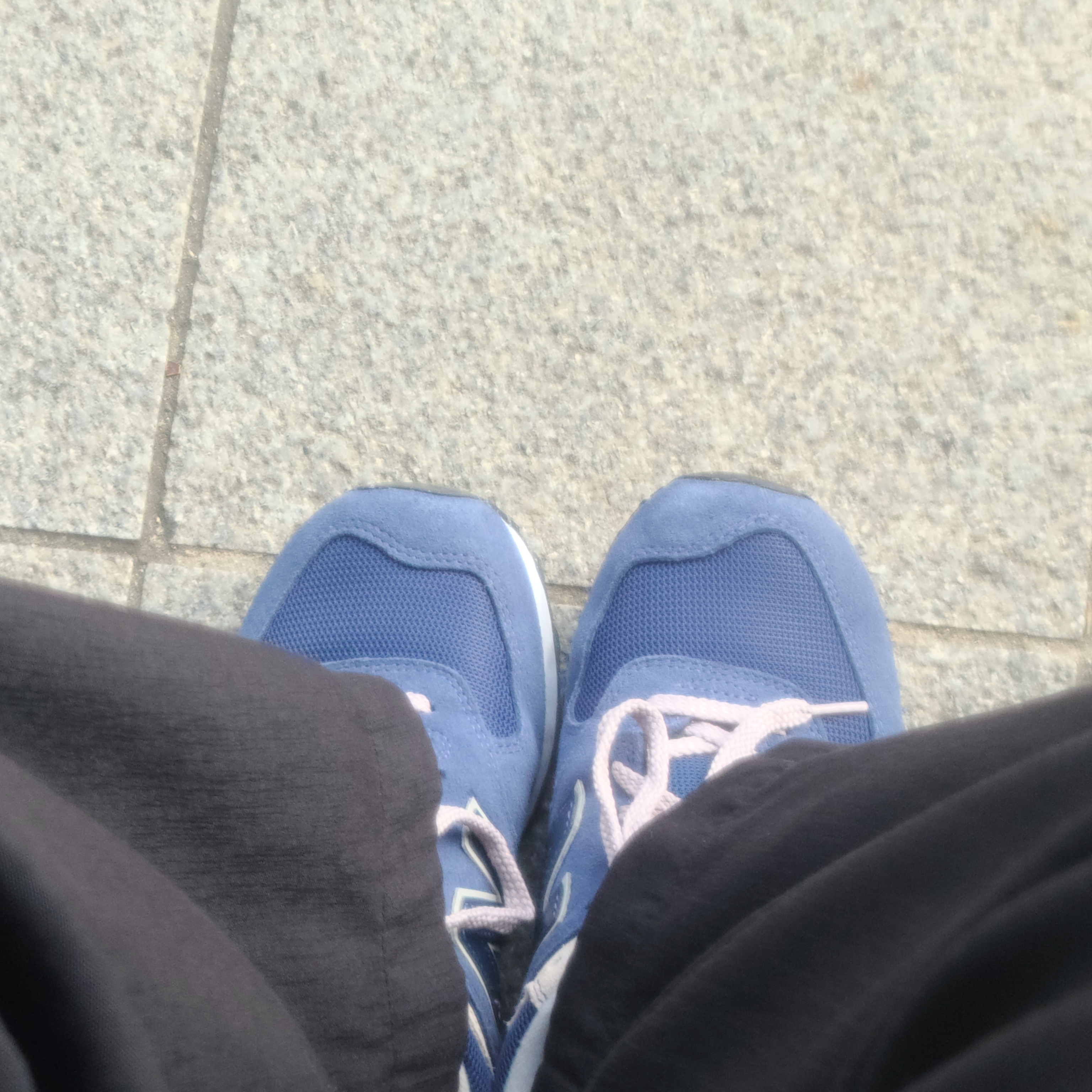 New Balance 574 Navy - D Standard 착용 스타일