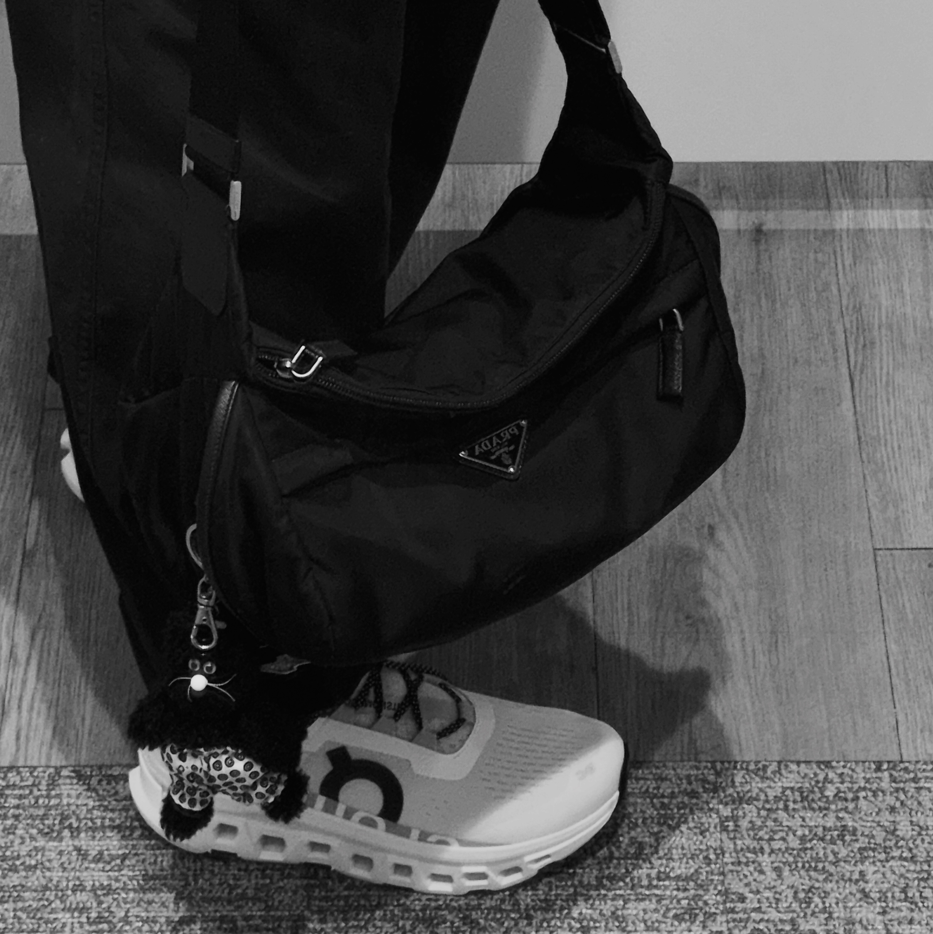 Prada Re-Nylon and Saffiano Leather Shoulder Bag Black, Monamhee x 10 Corso Como Bianco Keyring Black 착용 스타일